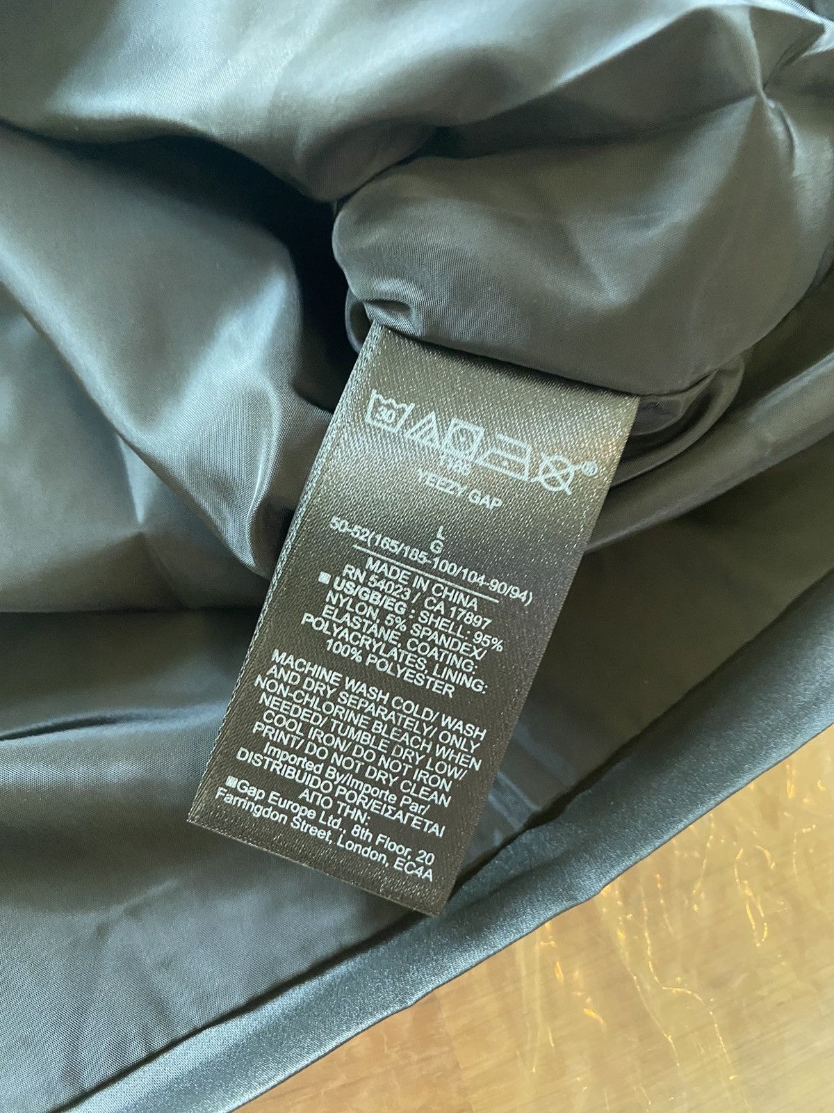 Gap Yeezy Gap Nylon Light Parka Size US L / EU 52-54 / 3 - 6 Thumbnail