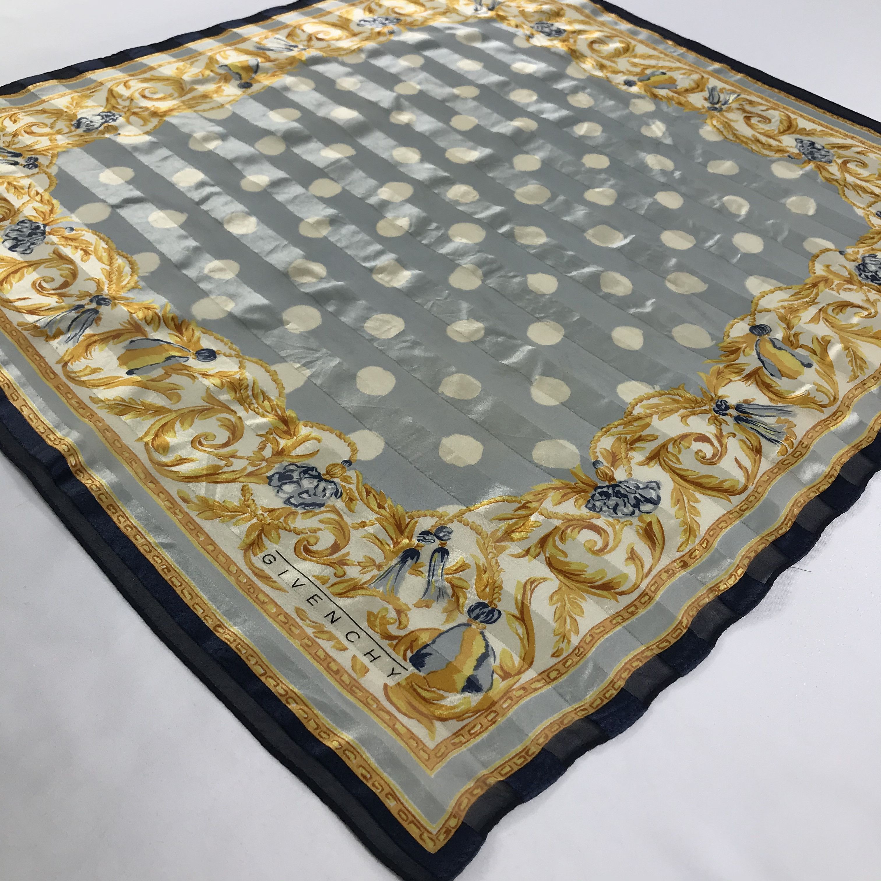 Vintage Vintage Givenchy Silk Scarf Size ONE SIZE - 3 Thumbnail