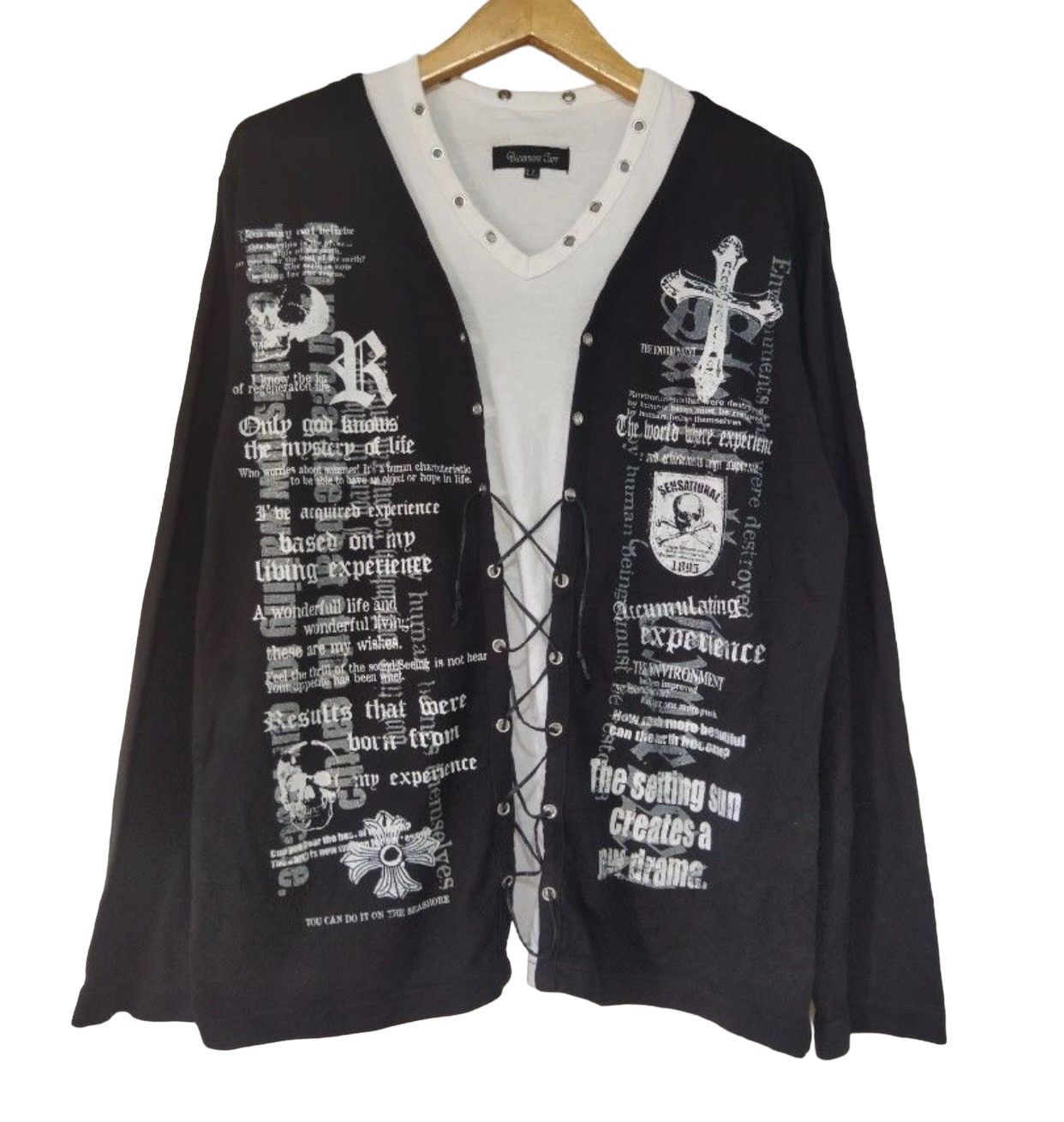 2000's Beuamont Carr japanese Poem Cross Lace Longsleeve