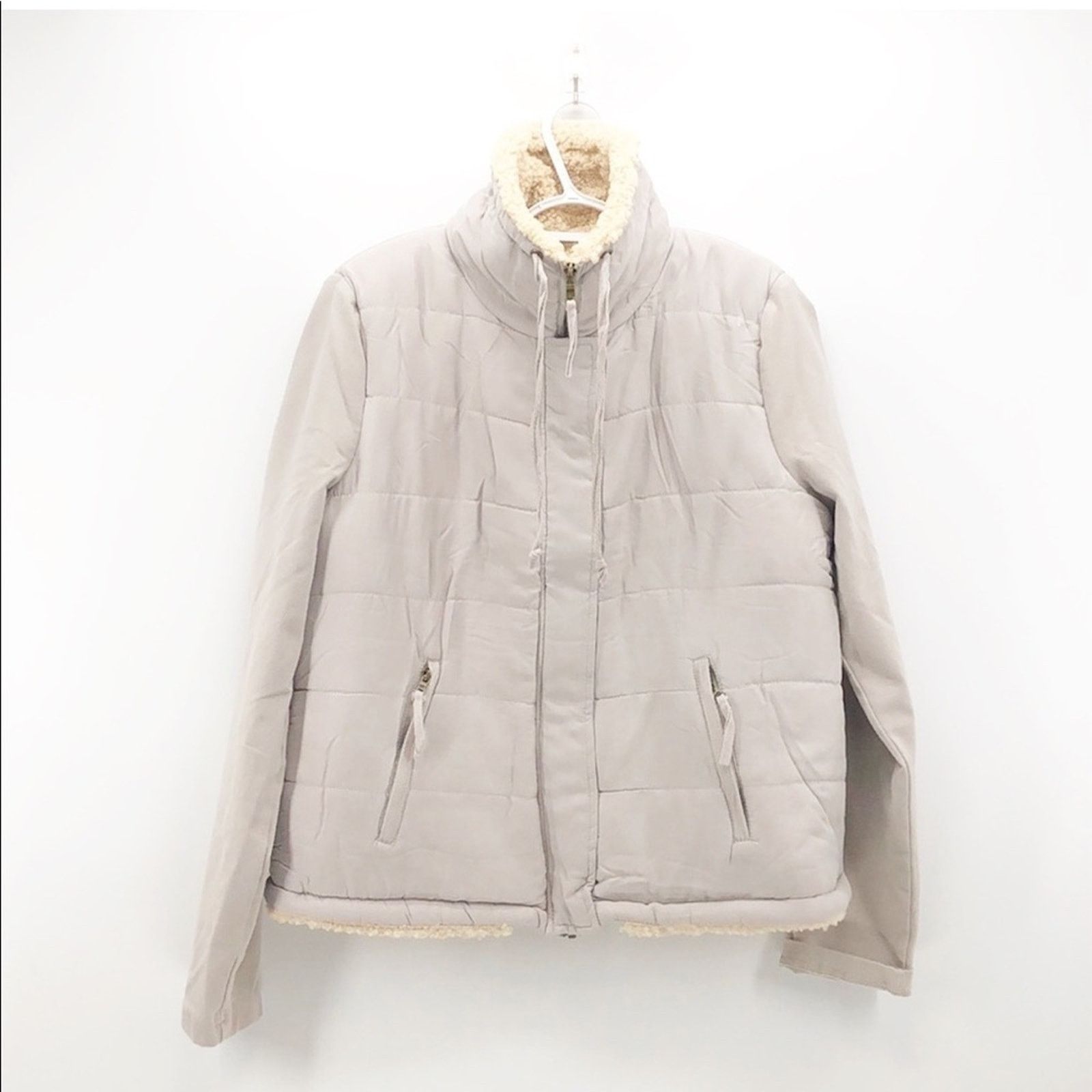 Anthropologie Anthropologie MARRAKECH Tia quilted Sherpa jacket sz L Size L / US 10 / IT 46 - 3 Thumbnail