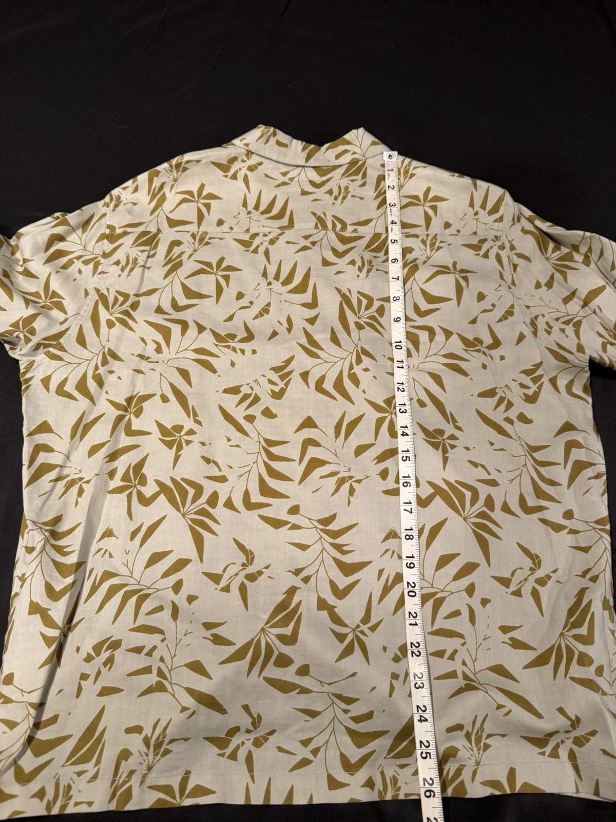 Saint Laurent Paris Saint Laurent men Hawaiian shirt. XL. $890 Size US XL / EU 56 / 4 - 7 Thumbnail