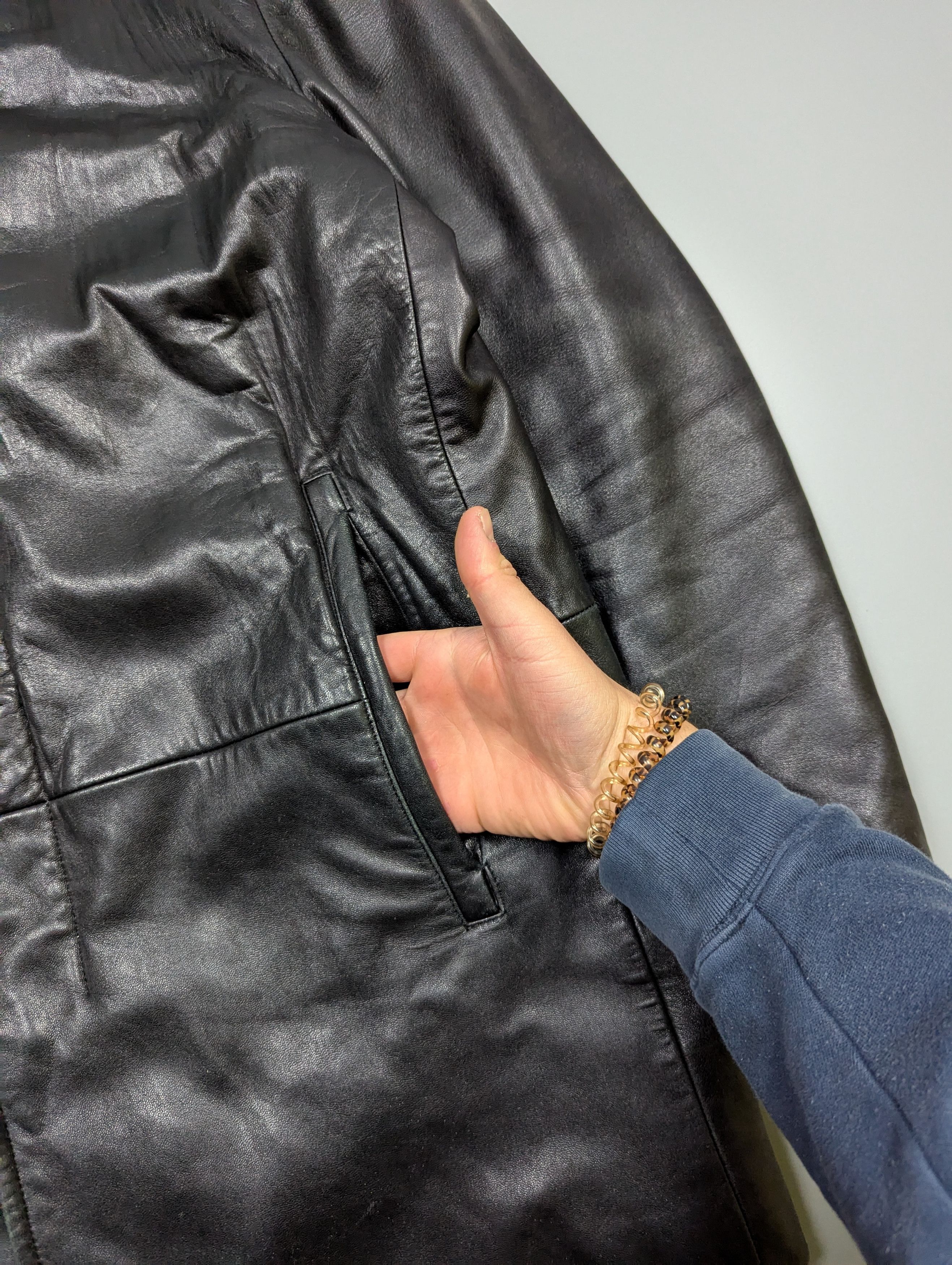 Hugo Boss VTG Hugo Boss Black Leather Jacket Coat L/XL Size US L / EU 52-54 / 3 - 5 Thumbnail