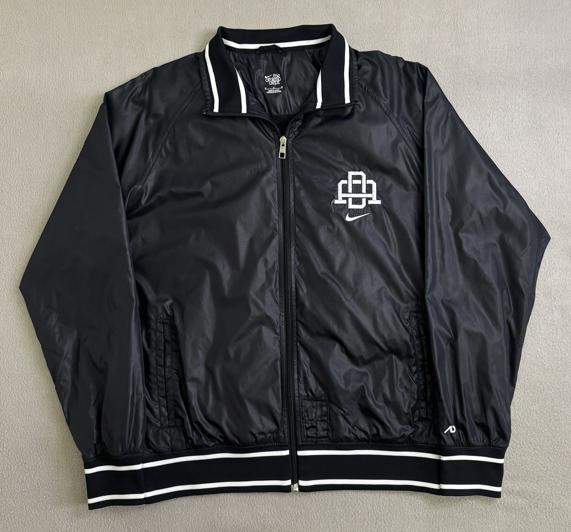 Nike Nike Black jacket size M Size US M / EU 48-50 / 2 - 6 Thumbnail