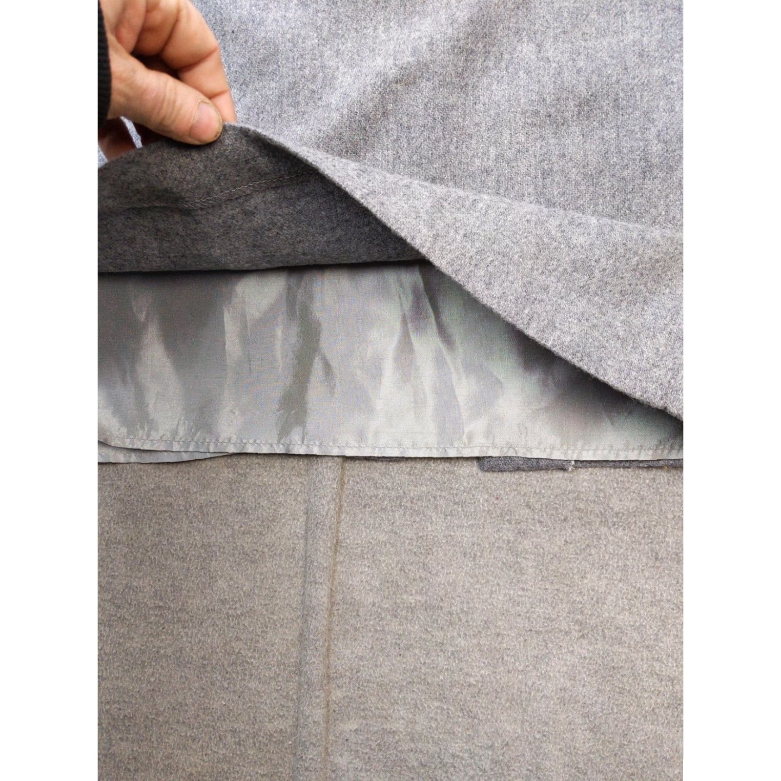 Vintage VINTAGE Copley Square Ltd Skirt Womens 12 Gray Midi Pencil Button Slit USA Size 34" / US 12 / IT 48 - 2 Thumbnail