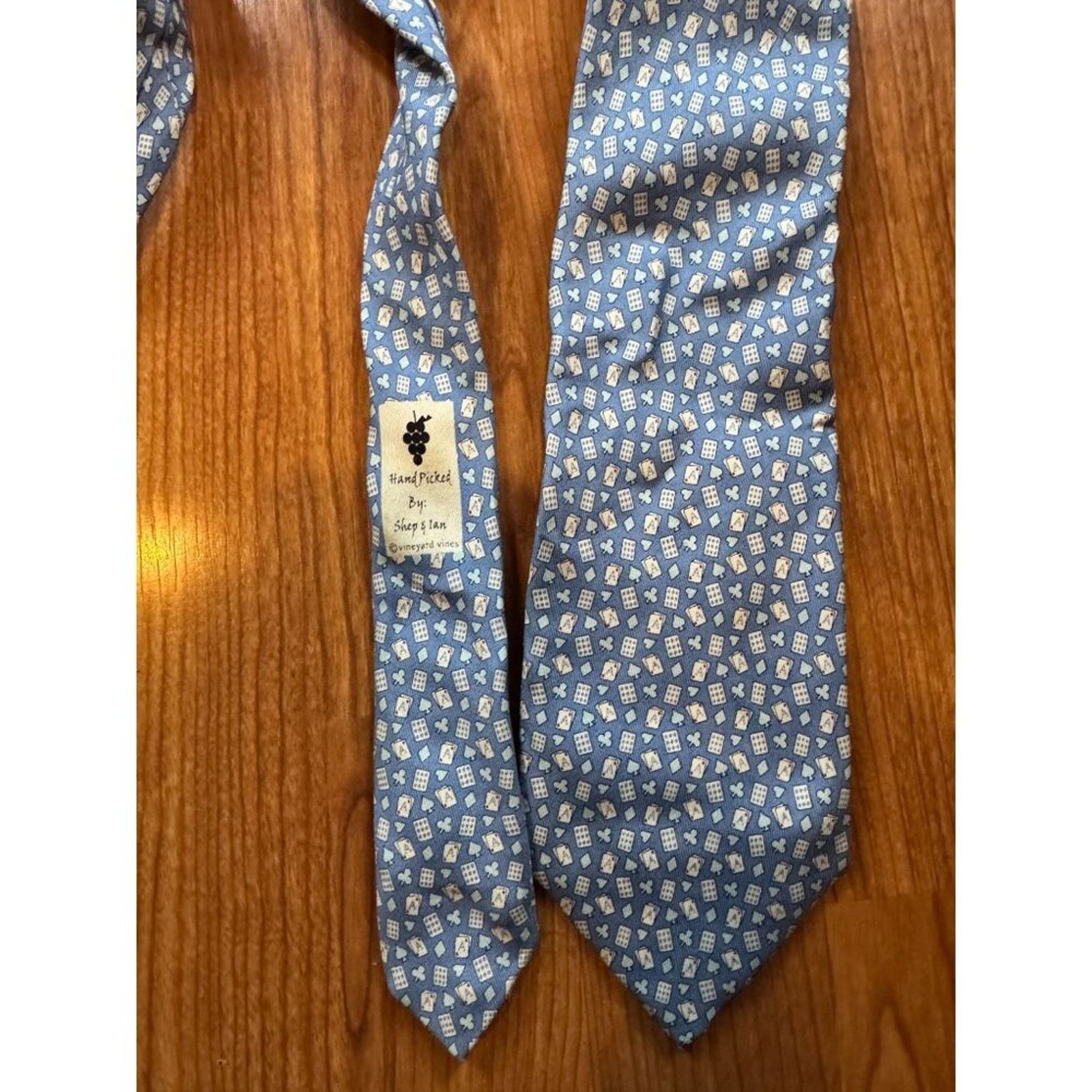 Vineyard Vines Vineyard Vines Matha's Vinevard Spades/A Classic Tie Size ONE SIZE - 1 Thumbnail