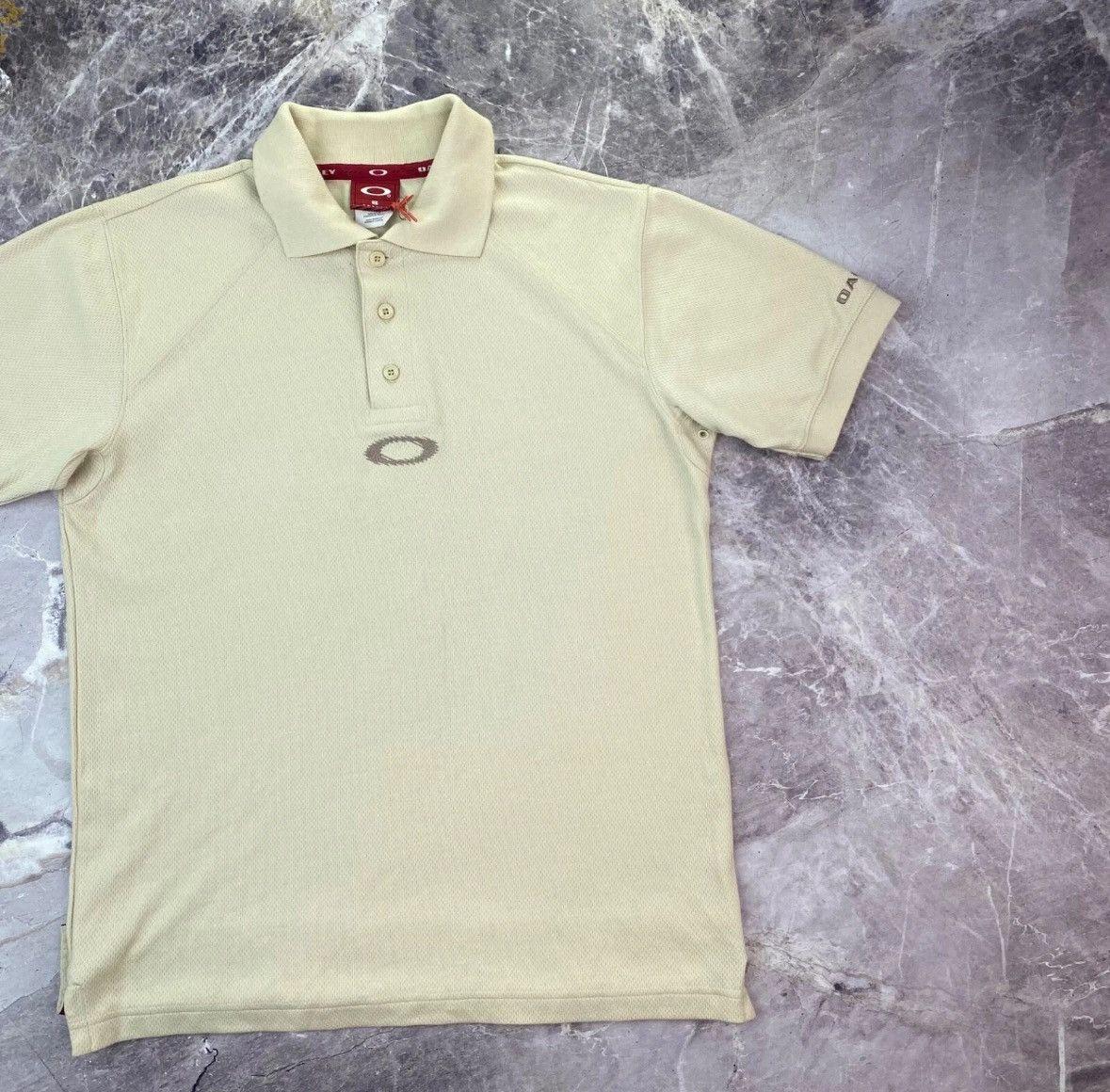 Oakley Vintage 90s Oakley Center Logo Beige Polos T-shirt Y2K Size US S / EU 44-46 / 1 - 7 Thumbnail
