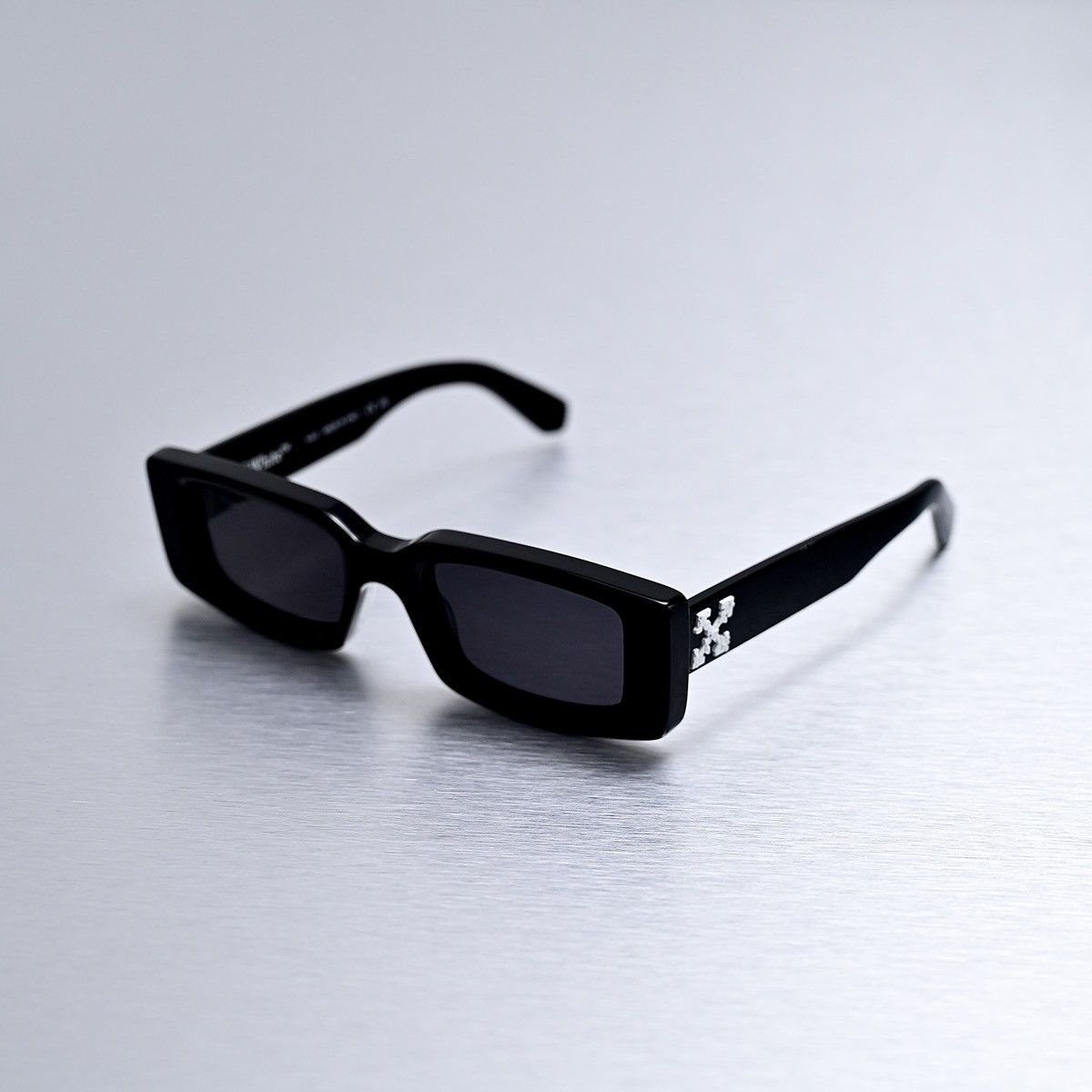 Off-White OFF WHITE ARTHUR SUNGLASSES Size 26 - 1 Thumbnail
