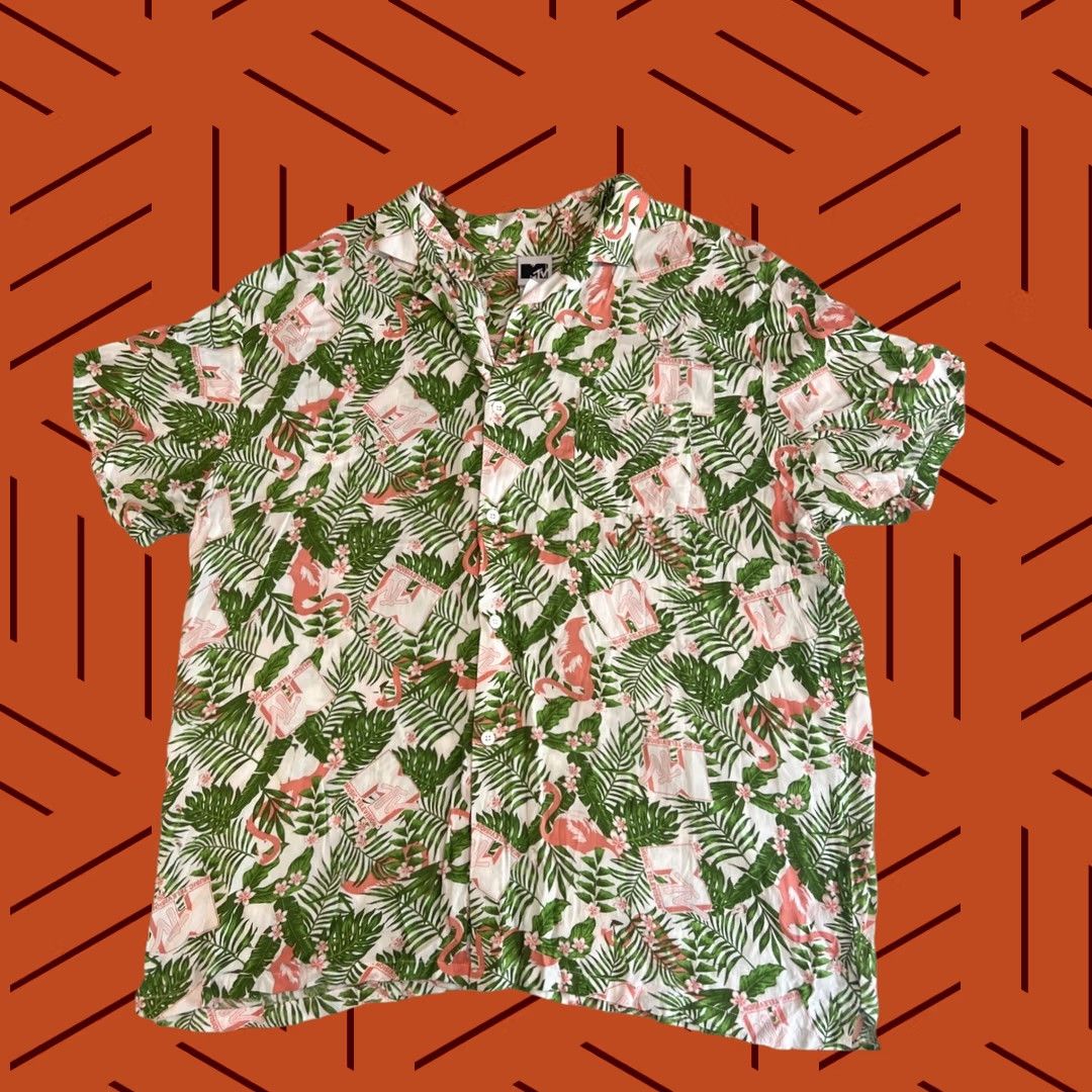 Vintage MTV Hawaiian Rayon Button-Up Shirt Floral Flamingos Pocket 2XL Green Pink Mens Vintage No N/A Size US XXL / EU 58 / 5 - 1 Thumbnail
