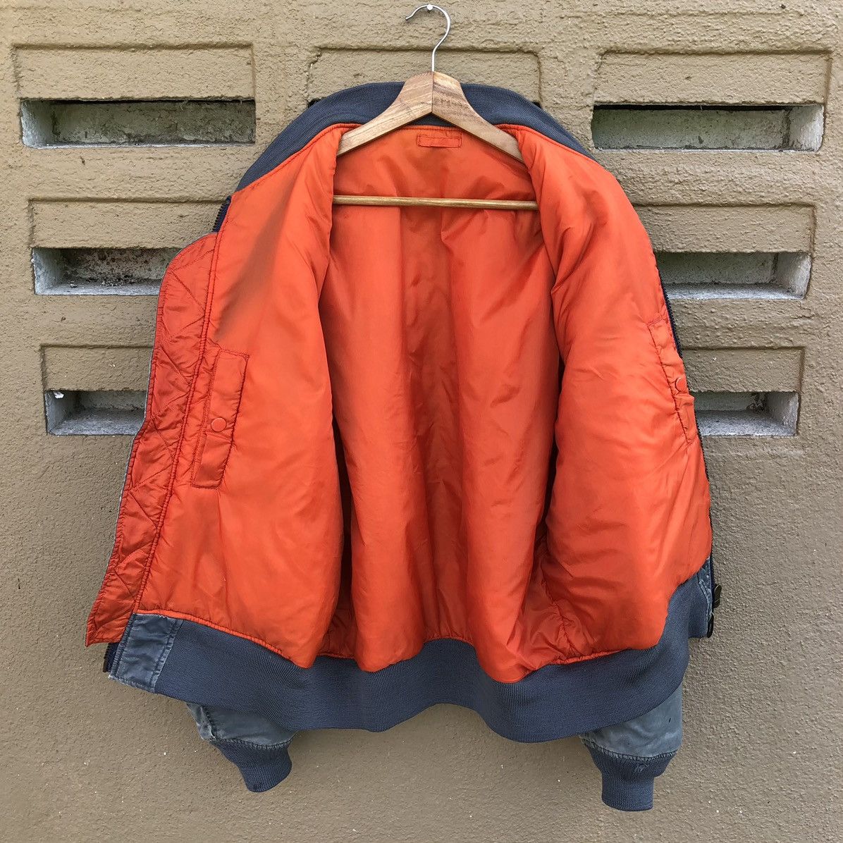 Vintage Vintage Faded MA-1 Man Intermediate Machope Bomber Jacket Size US L / EU 52-54 / 3 - 14 Thumbnail