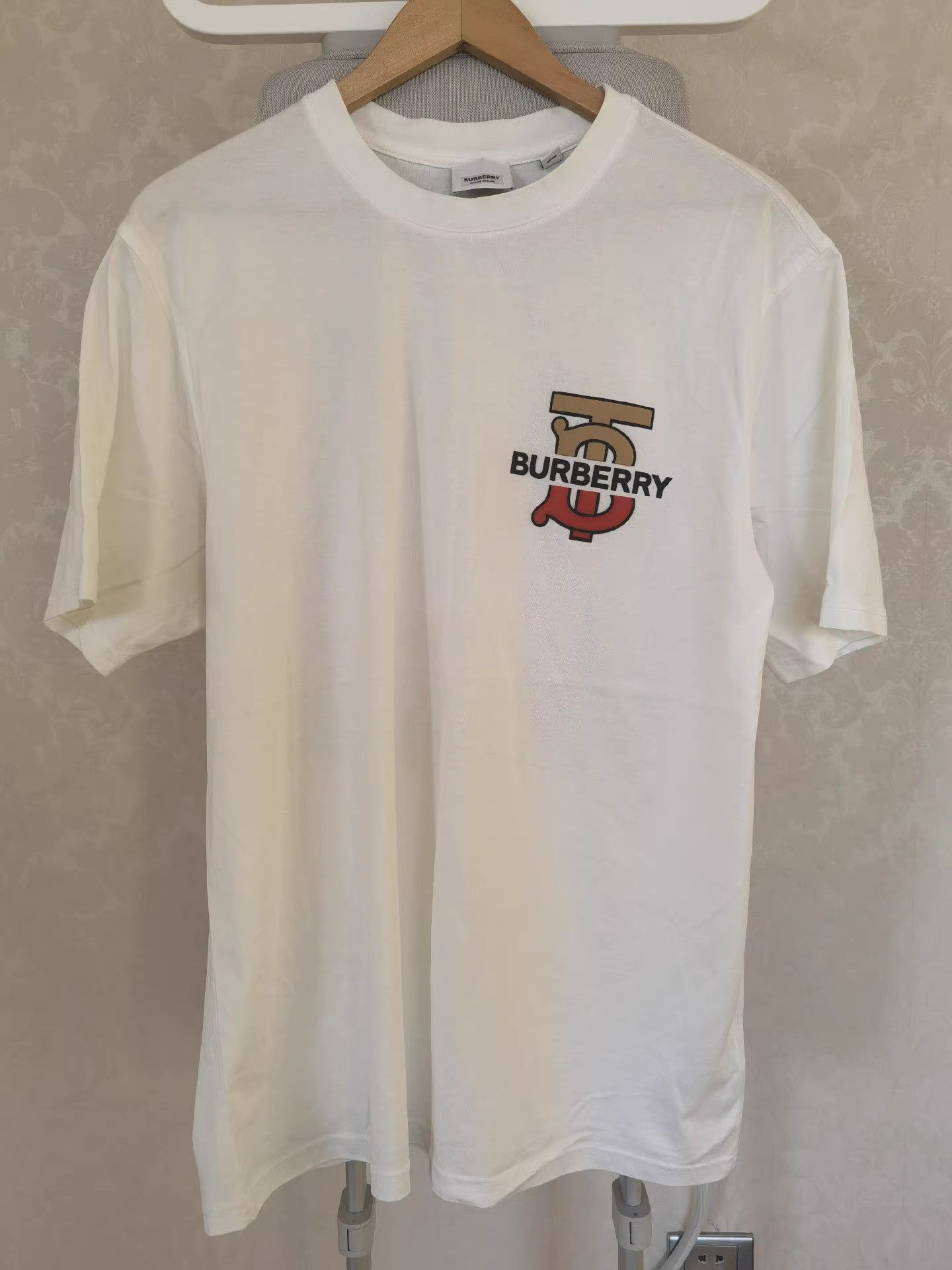 Burberry Burberry T-Shirt K17 Size US M / EU 48-50 / 2 - 1 Thumbnail
