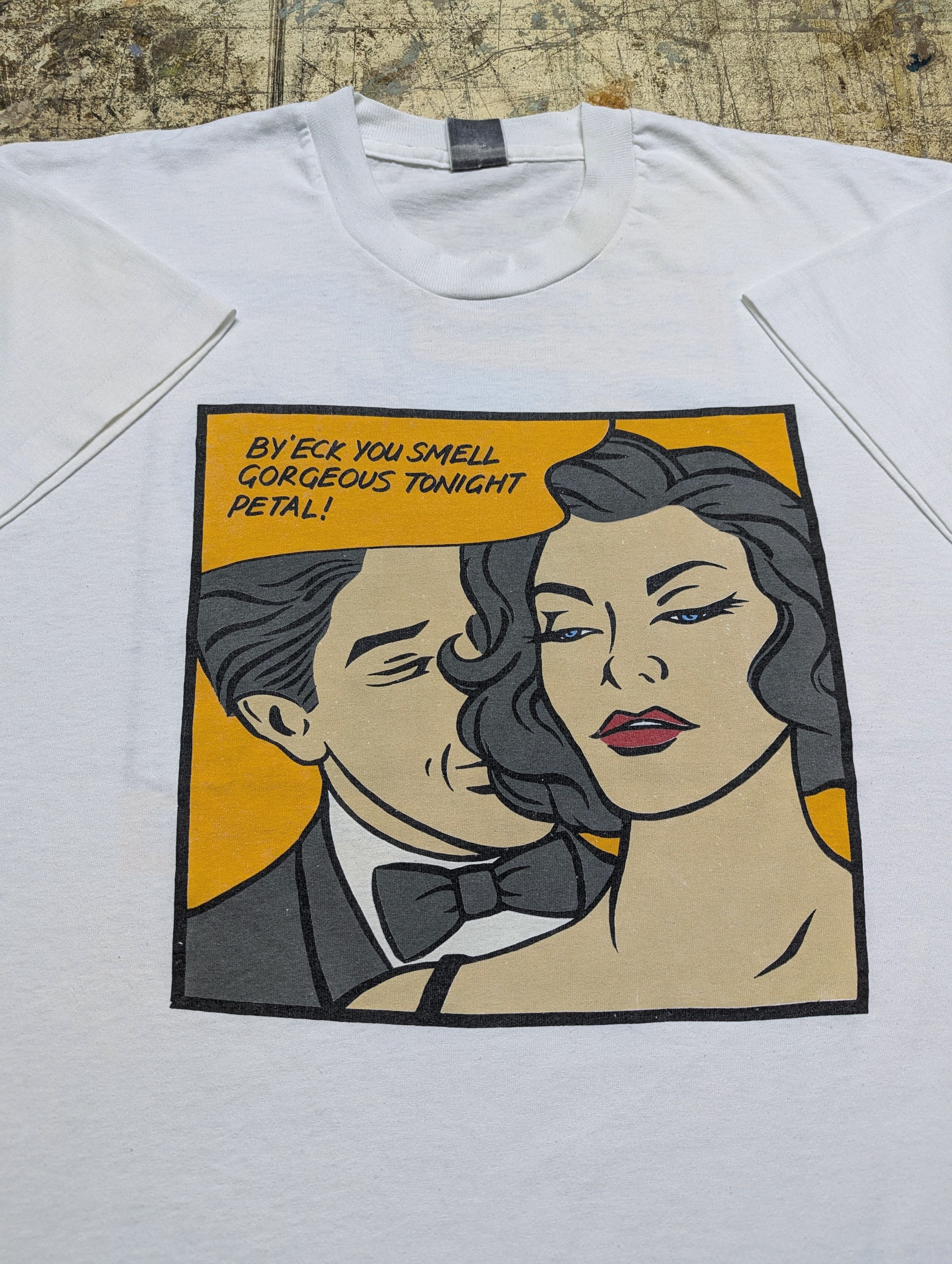 Band Tees 90s Boddingtons Bitter Graphic T Shirt Size US XL / EU 56 / 4 - 1 Thumbnail