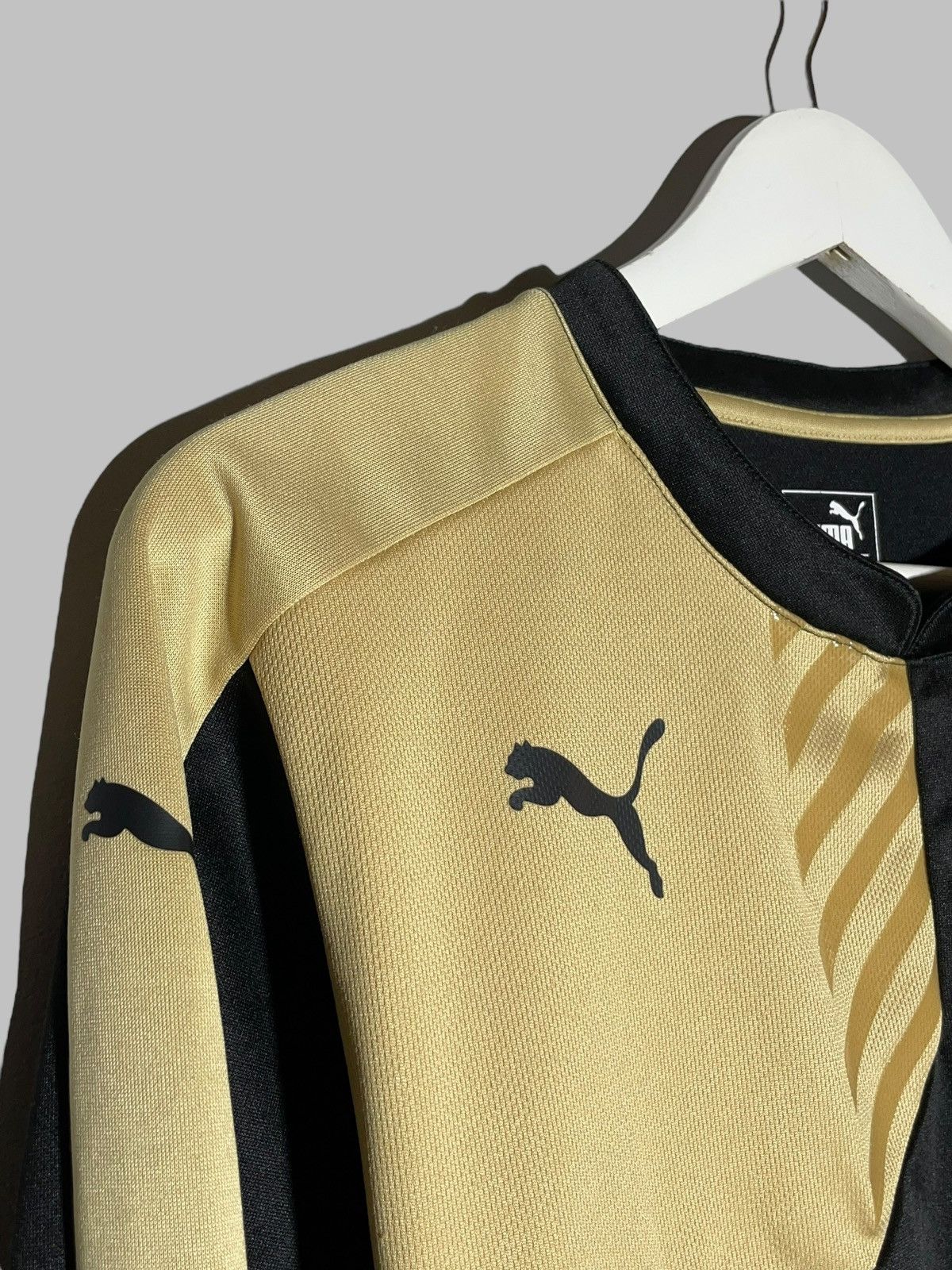 Puma Borussia Dortmund 2015/16 Puma Training Sweat Top Size US M / EU 48-50 / 2 - 4 Thumbnail