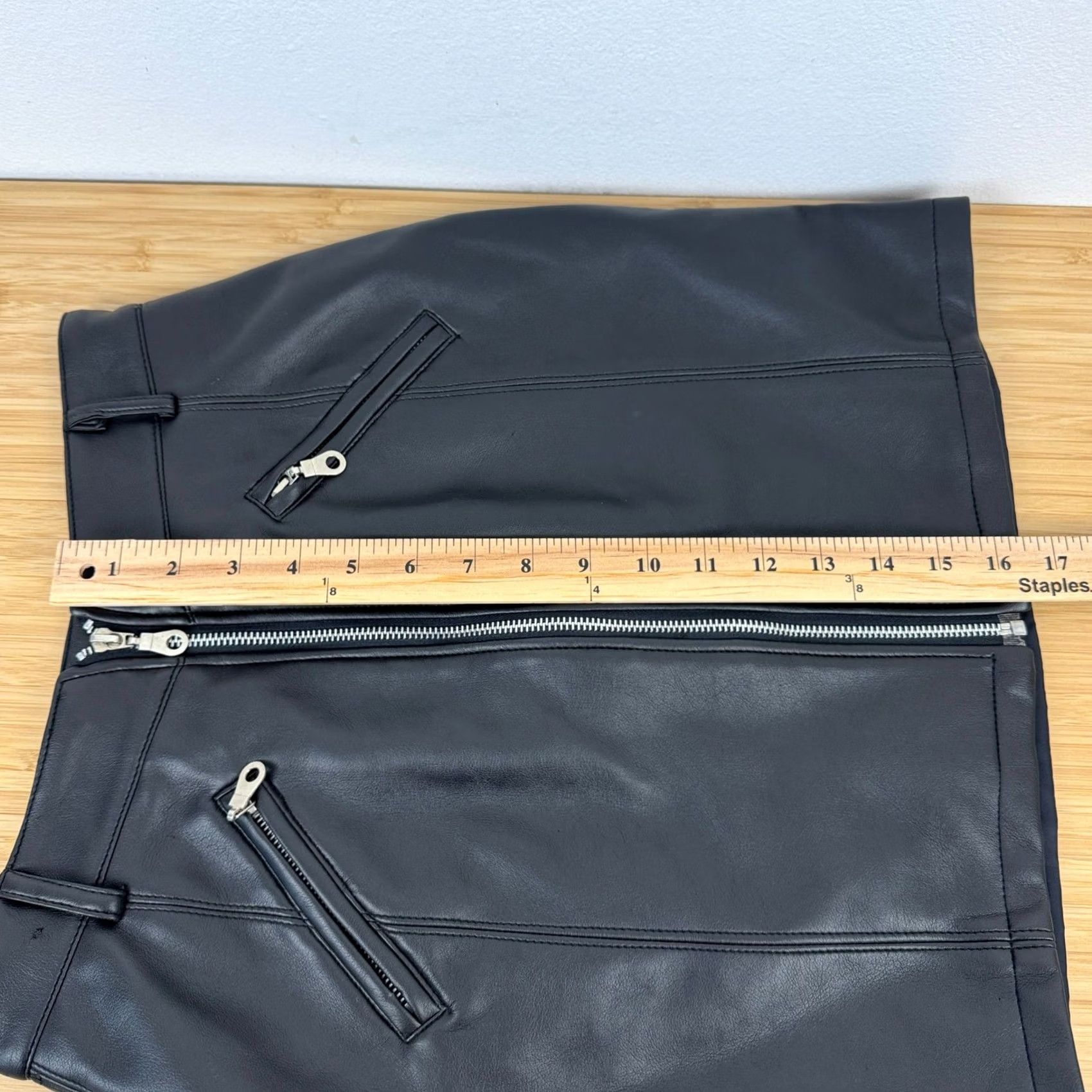 BB Dakota VINTAGE B B Dakota Mini Skirt Black Y2K Grunge Leather Zipper Size 27" / US 4 / IT 40 - 6 Thumbnail