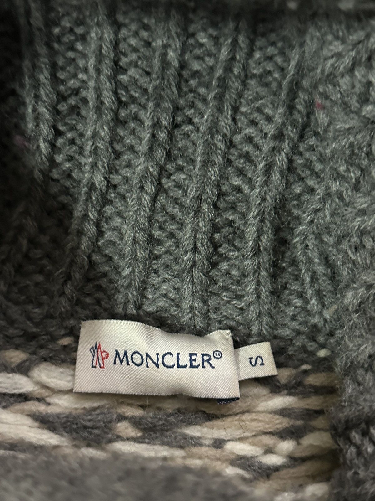 Moncler Vintage Moncler Wool Fair Isle Knit Turtleneck Sweater S Size S / US 4 / IT 40 - 4 Thumbnail