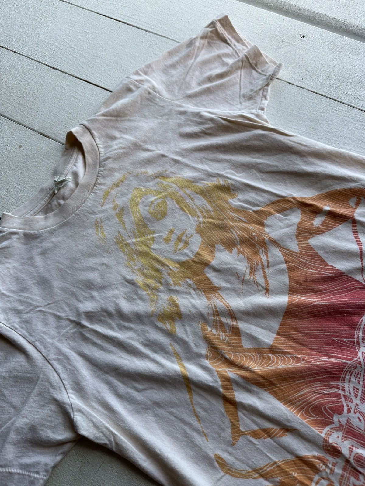 Band Tees RARE 04' KELLY CLARKSON ADDICTED TOUR SHIRT AMERICAN SINGER Size US M / EU 48-50 / 2 - 5 Thumbnail