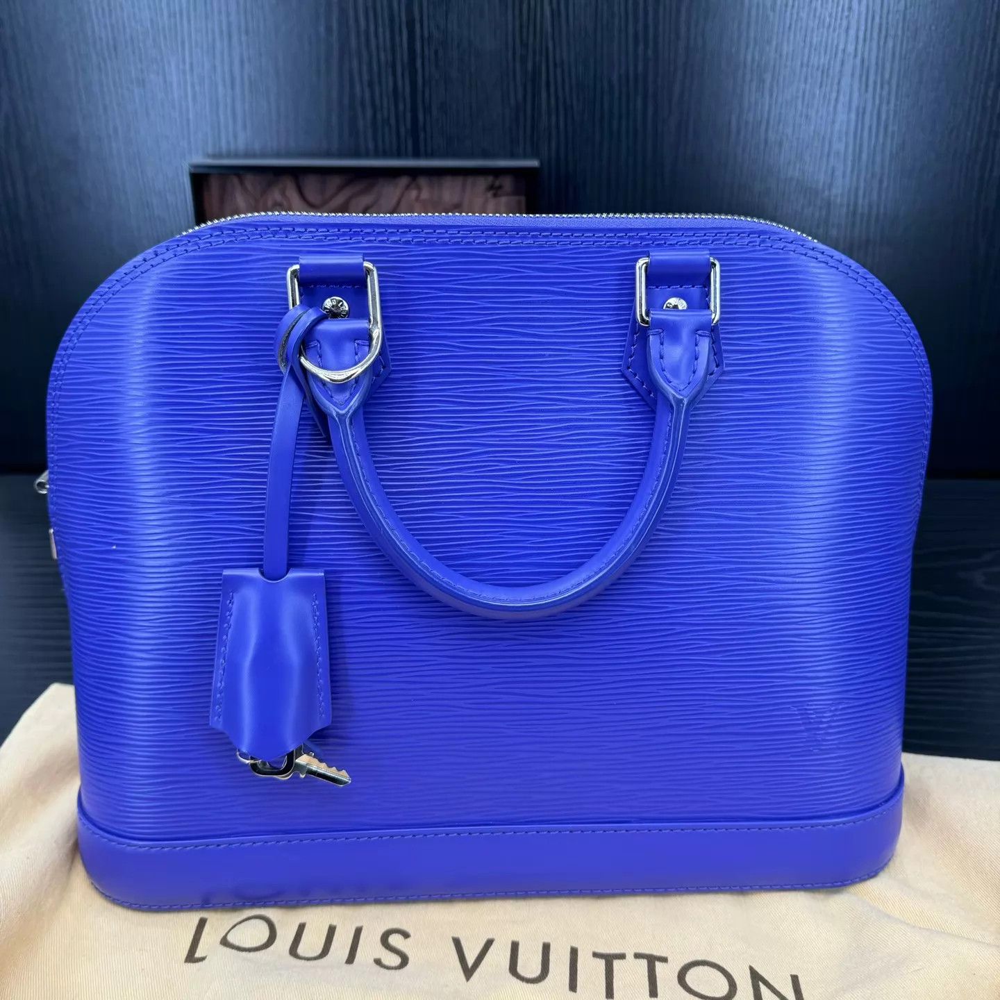 Louis Vuitton LV Alma Water Ripple Blue Shell Bag Mint Size ONE SIZE - 1 Thumbnail