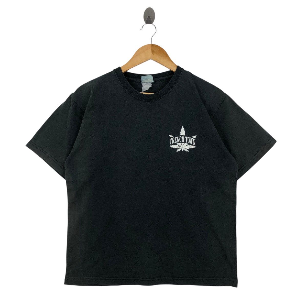 Vintage Vintage French Town Marijuana T Shirt Size M Raggae Style Size US M / EU 48-50 / 2 - 2 Thumbnail