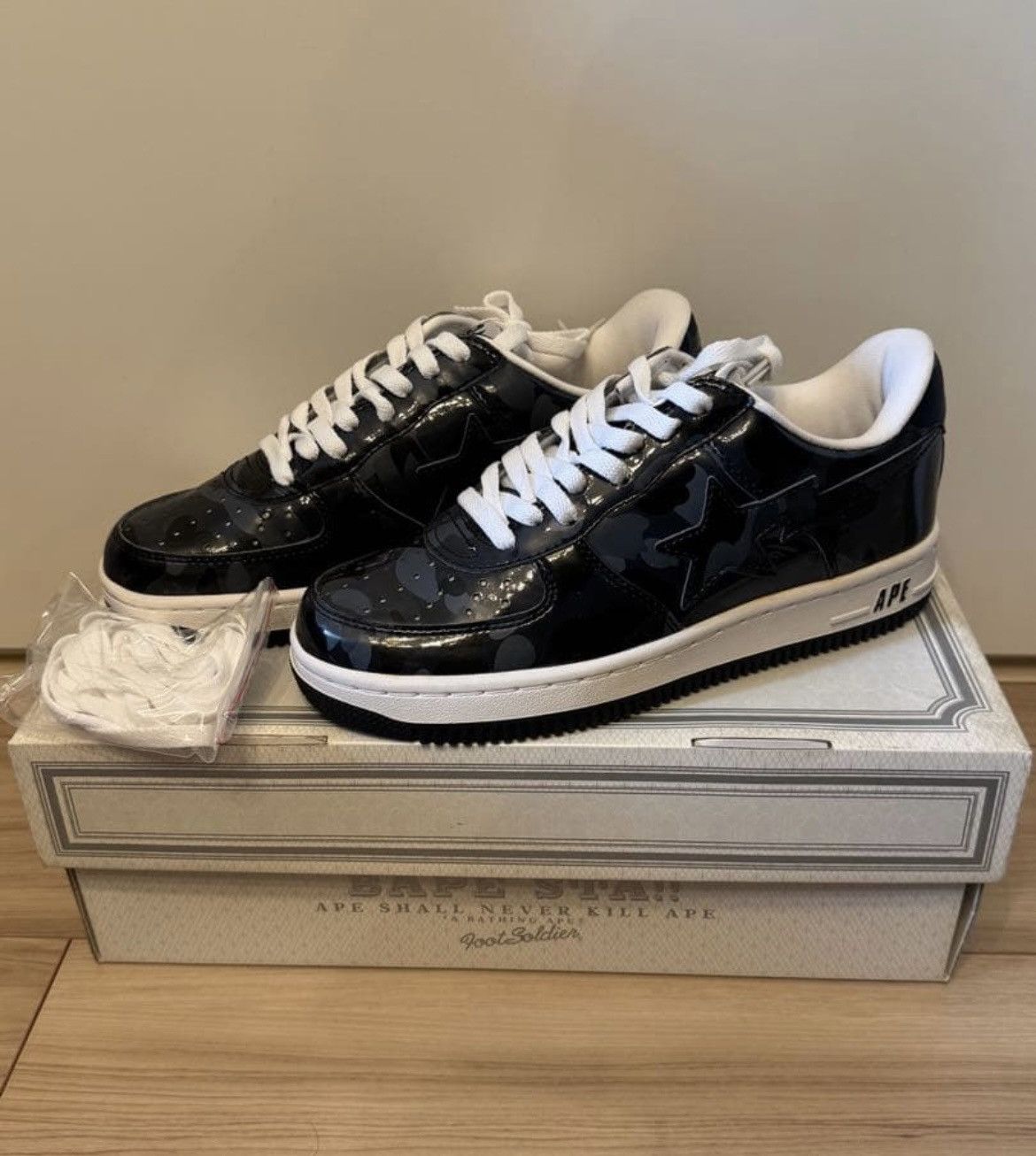 Bape RARE OG 2006 A BATHING APE BLACK CAMO BAPESTA Size US 8 / EU 41 - 2 Thumbnail