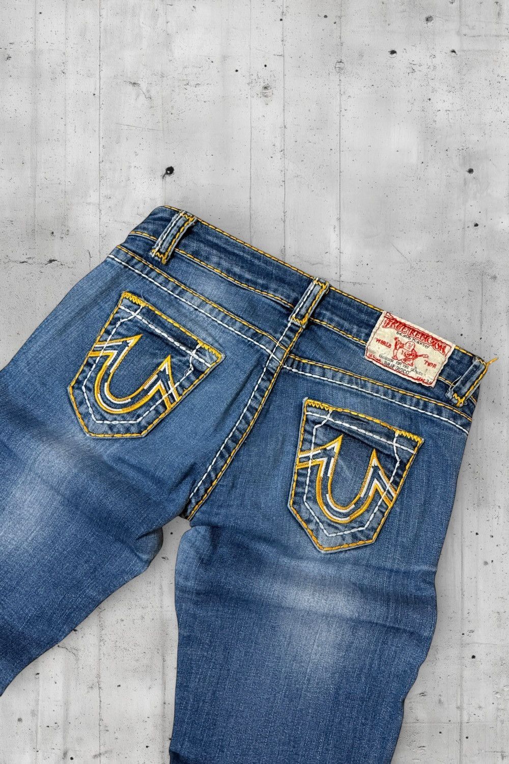 True Religion True Religion Julie Disco Flared Low Rise Jeans USA 27 Y2K Size US 27 - 6 Thumbnail