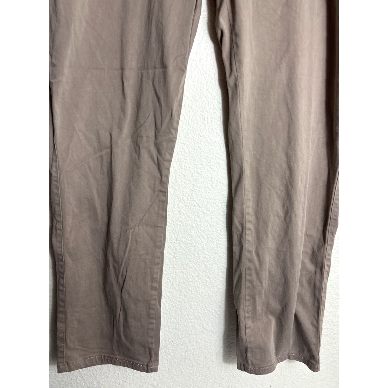 Peter Millar Peter Millar Ultimate Sateen 5-Pocket Pants Mens 42x31 Beige Khaki 5 Pocket Chino Casual Formal Business Travel Wedding Size US 42 / EU 58 - 2 Thumbnail