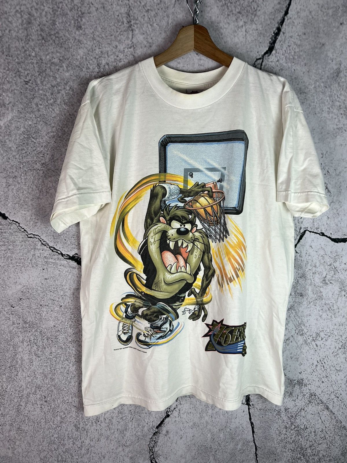 Vintage Vintage Philadelphia 76ers Taz Looney Tunes White T-Shirt | Grailed