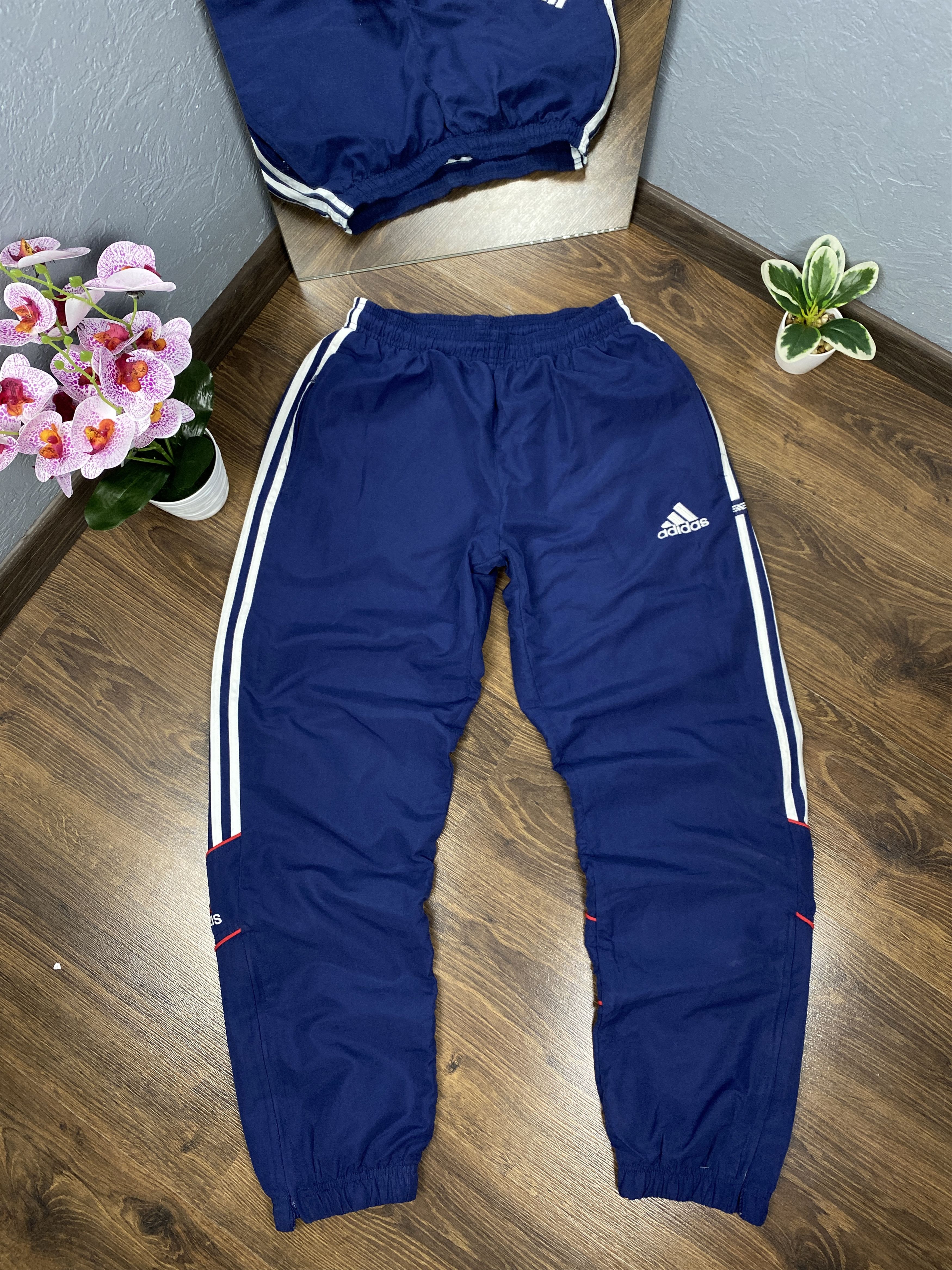 Adidas Adidas vintage baggy parachute nylon track pants y2k Size US 30 / EU 46 - 1 Thumbnail