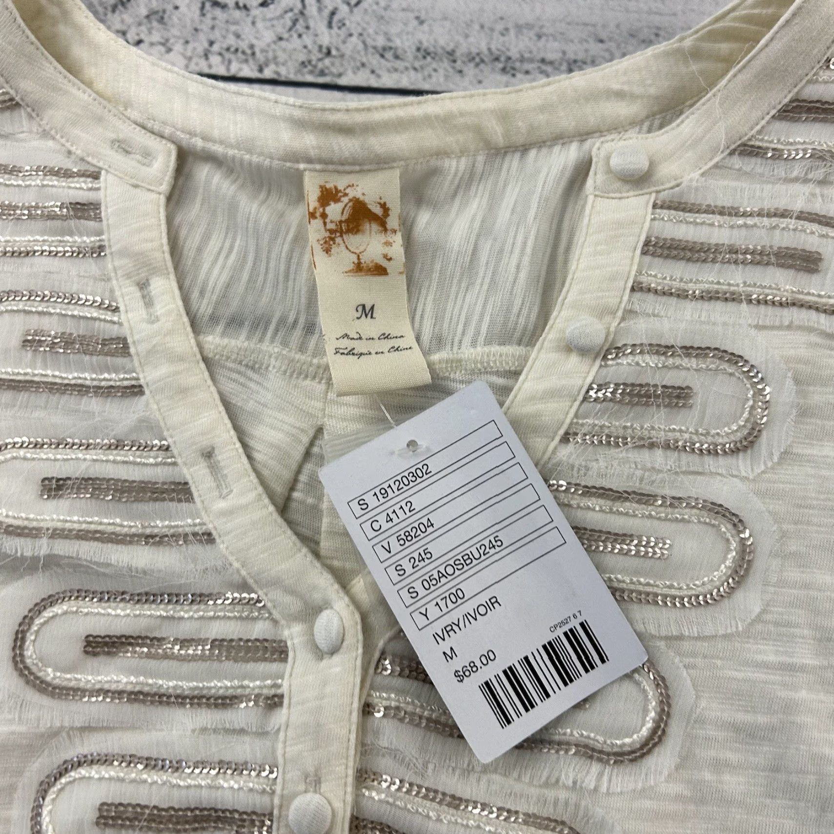Anthropologie VINTAGE Anthropologie 3/4 Sleeve Button Front Jeweled Top Women's M Ivory Beige Blouse Womens Size M / US 6-8 / IT 42-44 - 2 Thumbnail