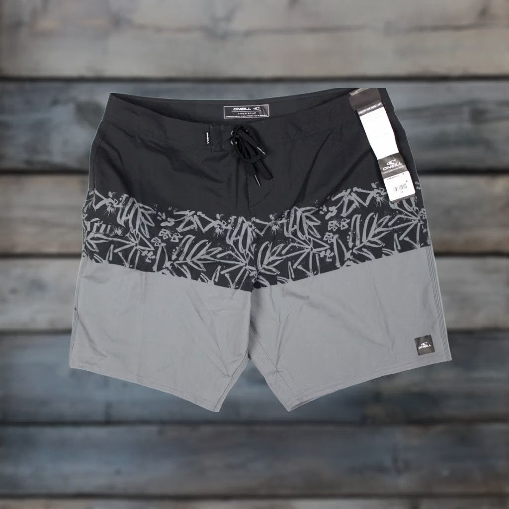 O'Neill O'Neill Men's Hyperfreak Heat Block 19" Board Shorts 38 Black Gray SP4106010 Size US 38 / EU 54 - 1 Thumbnail