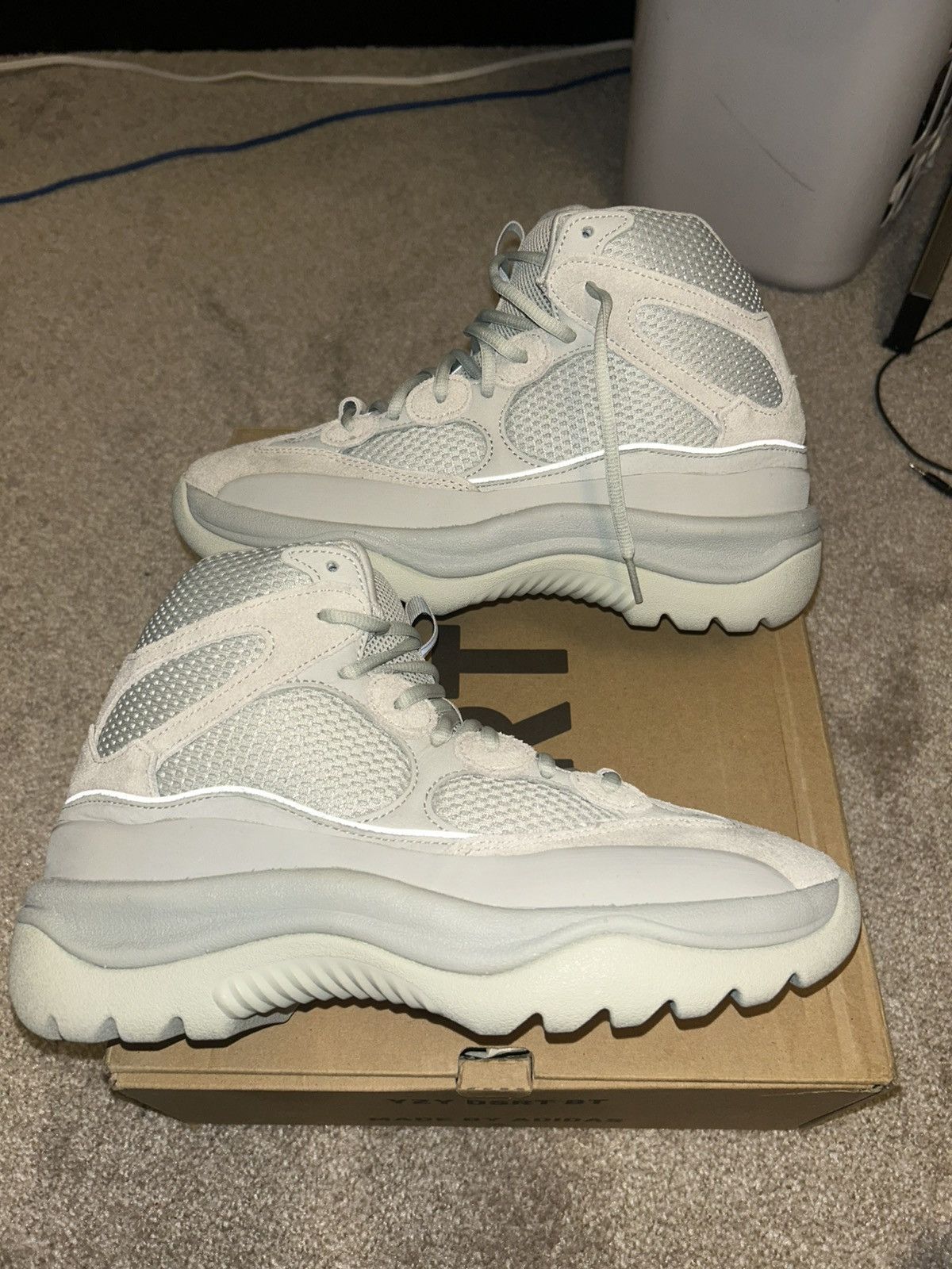 Yeezy Adidas Yeezy Desert Boot “Salt” Size US 9.5 / EU 42-43 - 2 Thumbnail