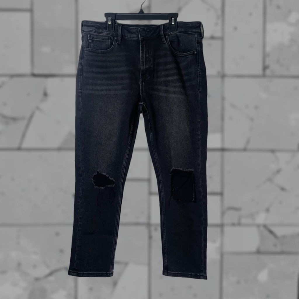 Denime NWT Dear John Jeans Distressed Black Womens Size 30 Inseam 27 Straight Denim Package Distressed Black Jeans Womens NWT Dear John Size 30" / US 8 / IT 44 - 1 Thumbnail