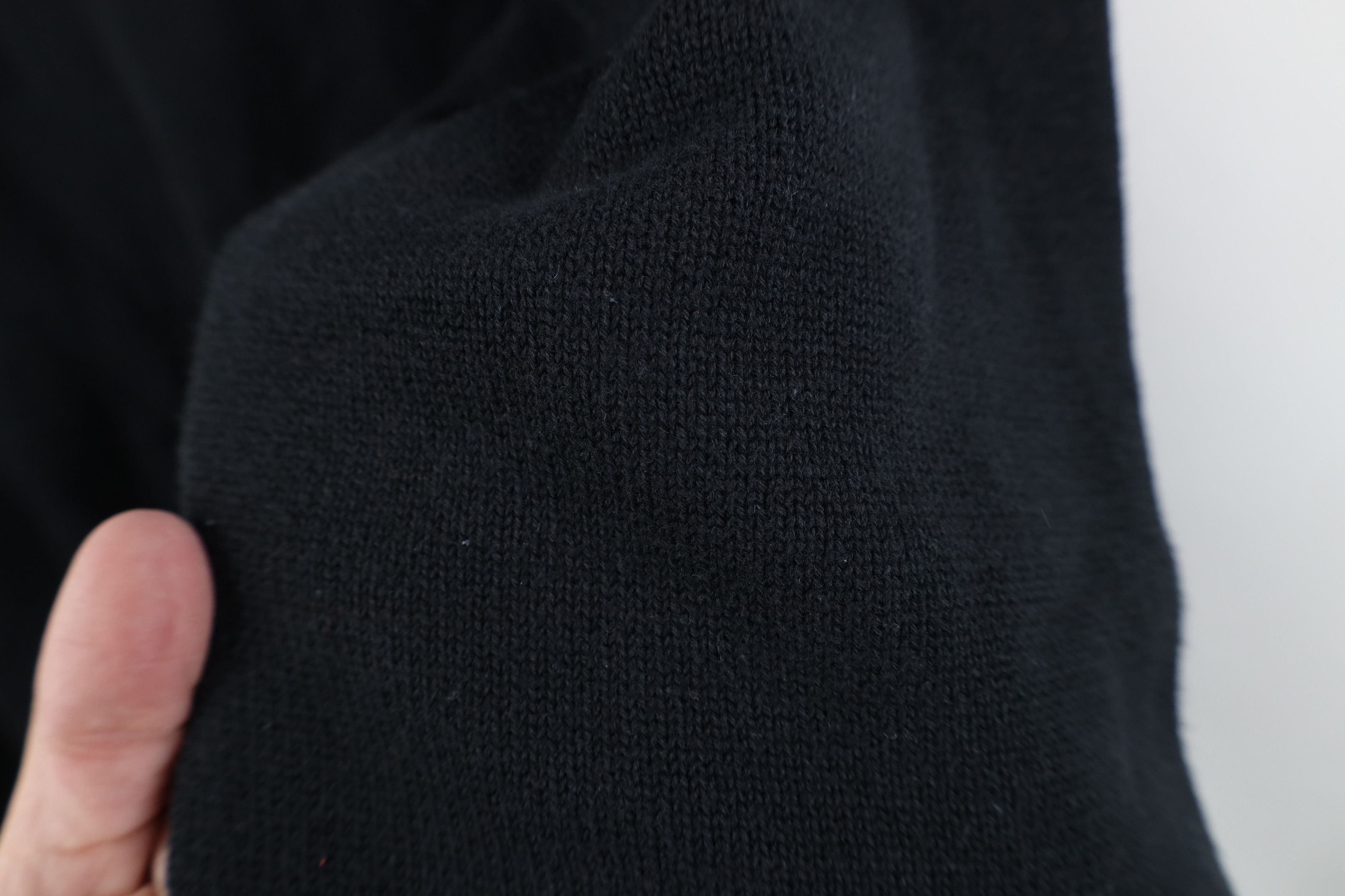 Eddie Bauer Vintage 90s Eddie Bauer Knit V-Neck Sweater Black Japan Size US M / EU 48-50 / 2 - 4 Thumbnail