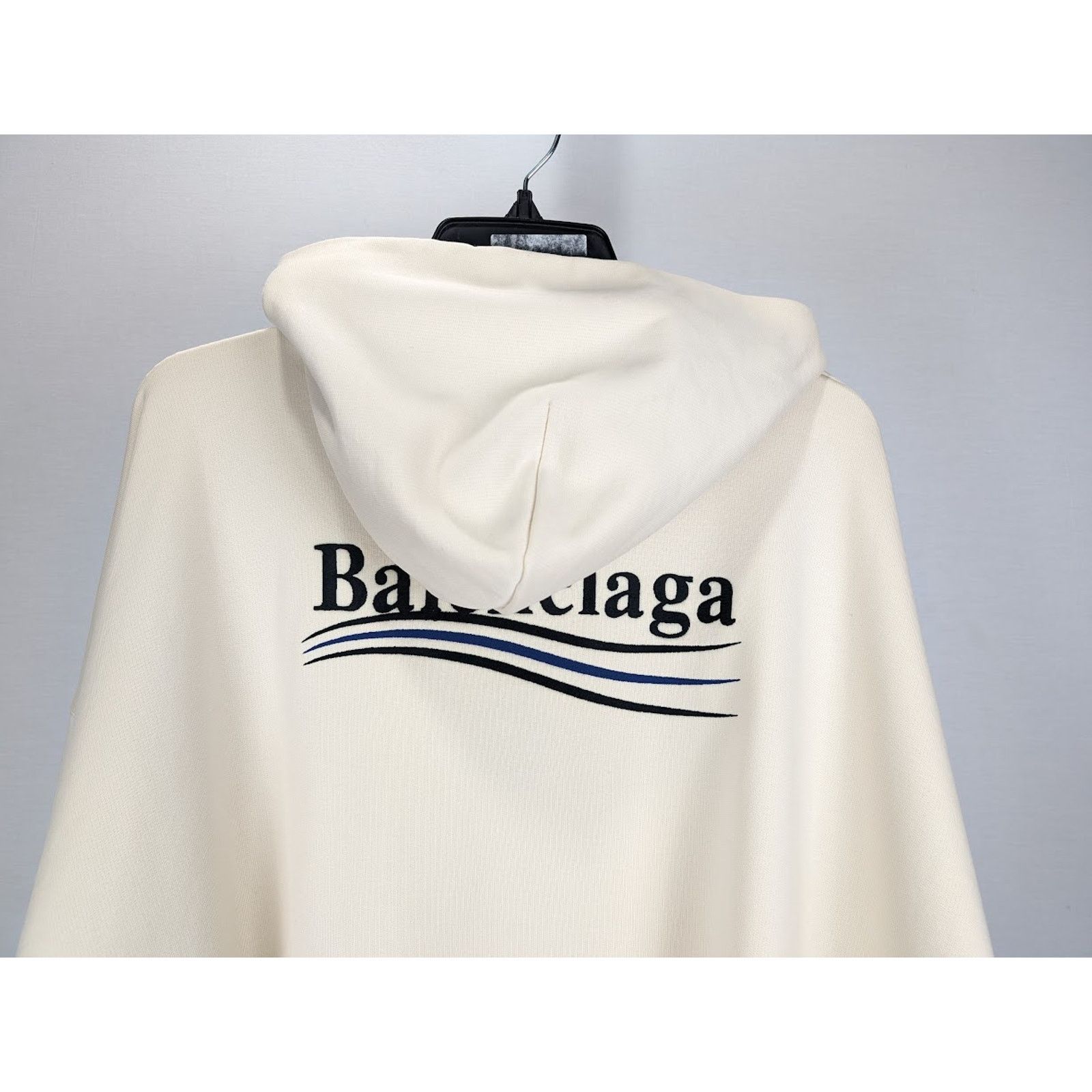 Balenciaga o1rshd1 Hoodie Embroider Pol Bouclette in Cream/Black/Blue Size US M / EU 48-50 / 2 - 12 Thumbnail