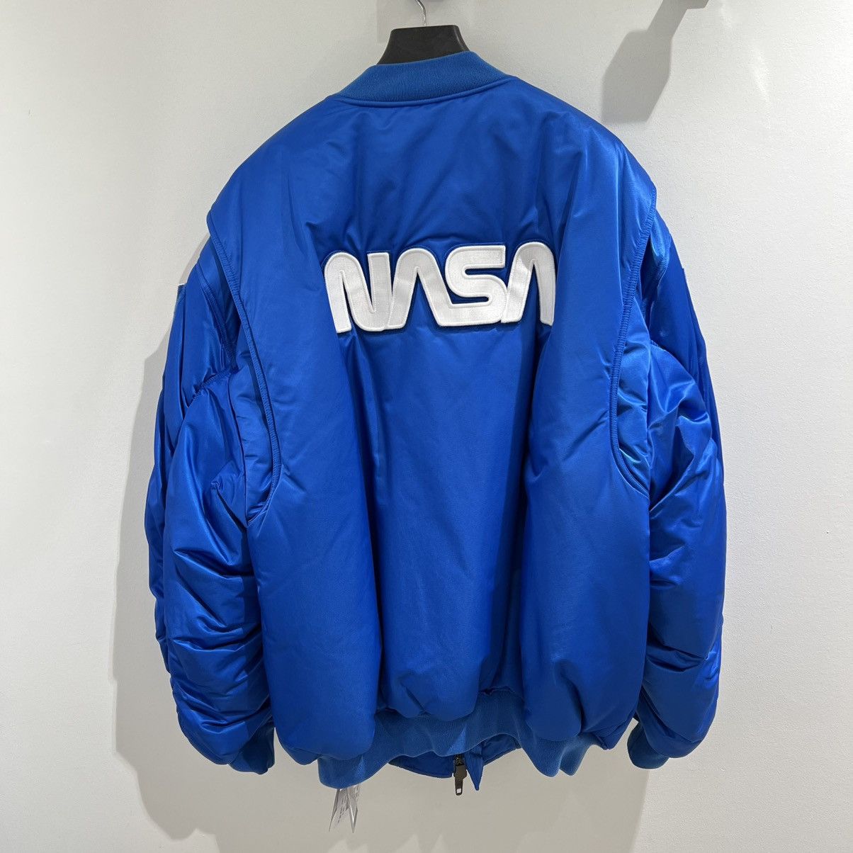 Balenciaga Balenciaga NASA Oversized Jacket Size US XL / EU 56 / 4 - 3 Thumbnail