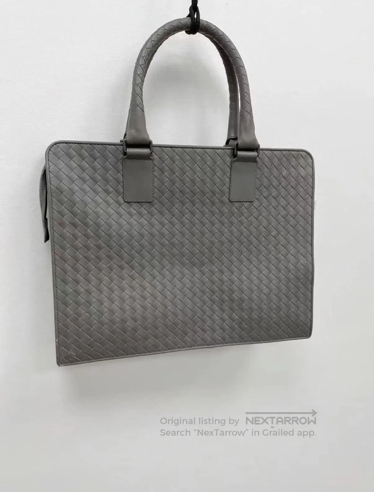 Bottega Veneta Gray Woven Pattern Structured Handbag. Size ONE SIZE - 6 Thumbnail