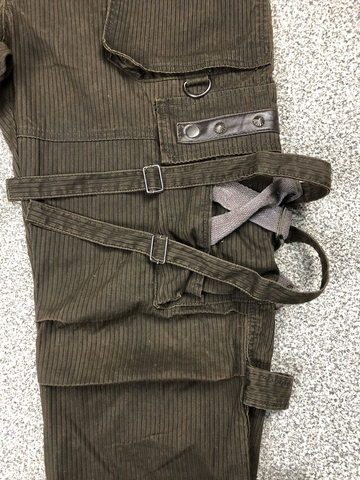 Japanese Brand Vintage Crazy Street Republic Punk Bondage Cargopants Size US 36 / EU 52 - 4 Thumbnail