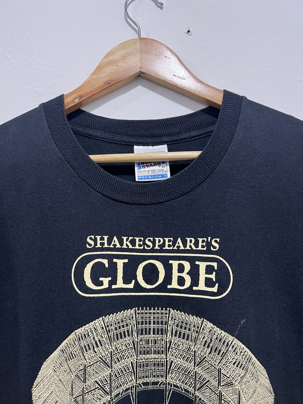 Arts & Science × Vintage Vintage Shakespeare’s Globe Bankside London England Tshirt Size US XL / EU 56 / 4 - 2 Thumbnail