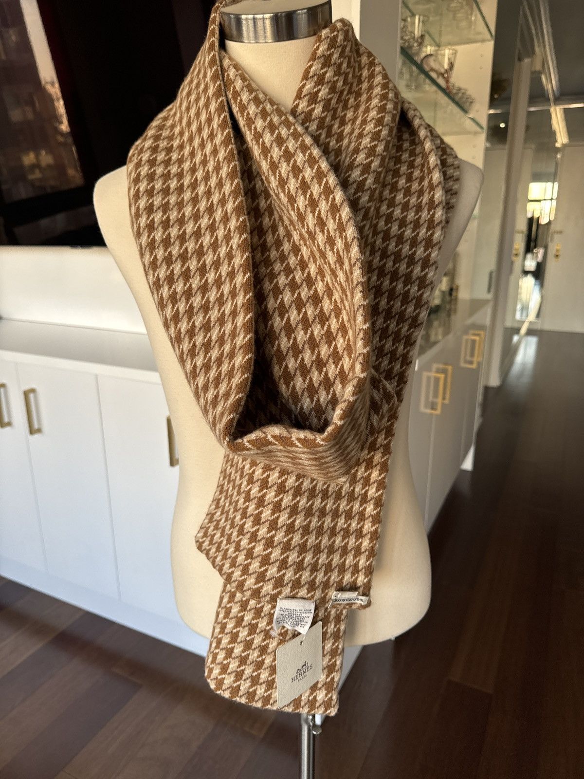 Hermes HERMĒS Paris Houndstooth Scraf Size ONE SIZE - 1 Thumbnail