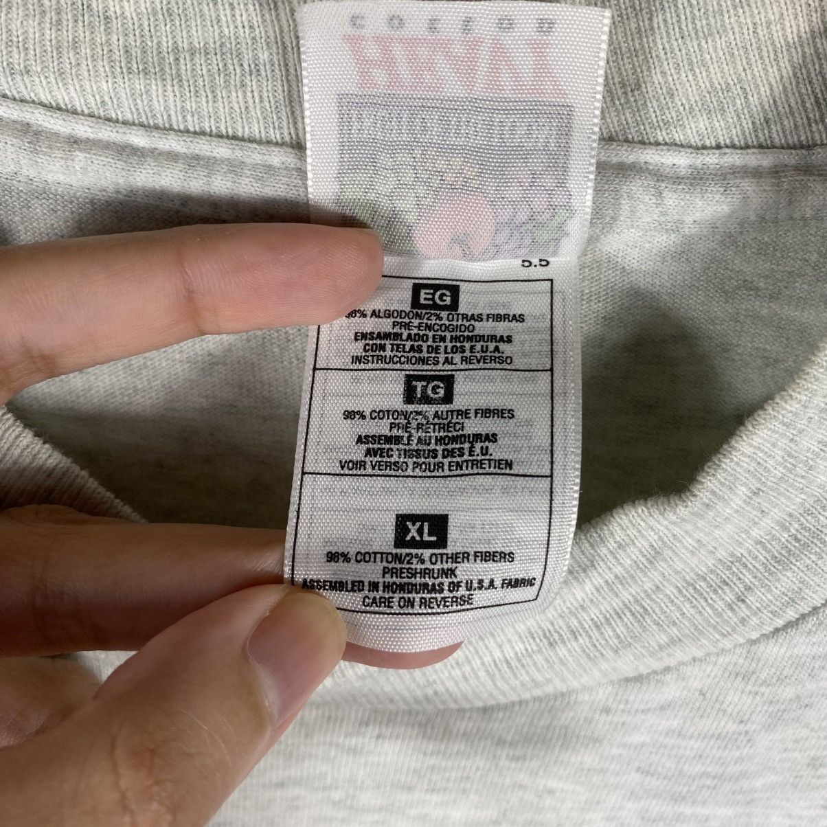Arts & Science Vintage Smithsonian Institution Flight Milestones Tee Shirt Size US XL / EU 56 / 4 - 8 Thumbnail