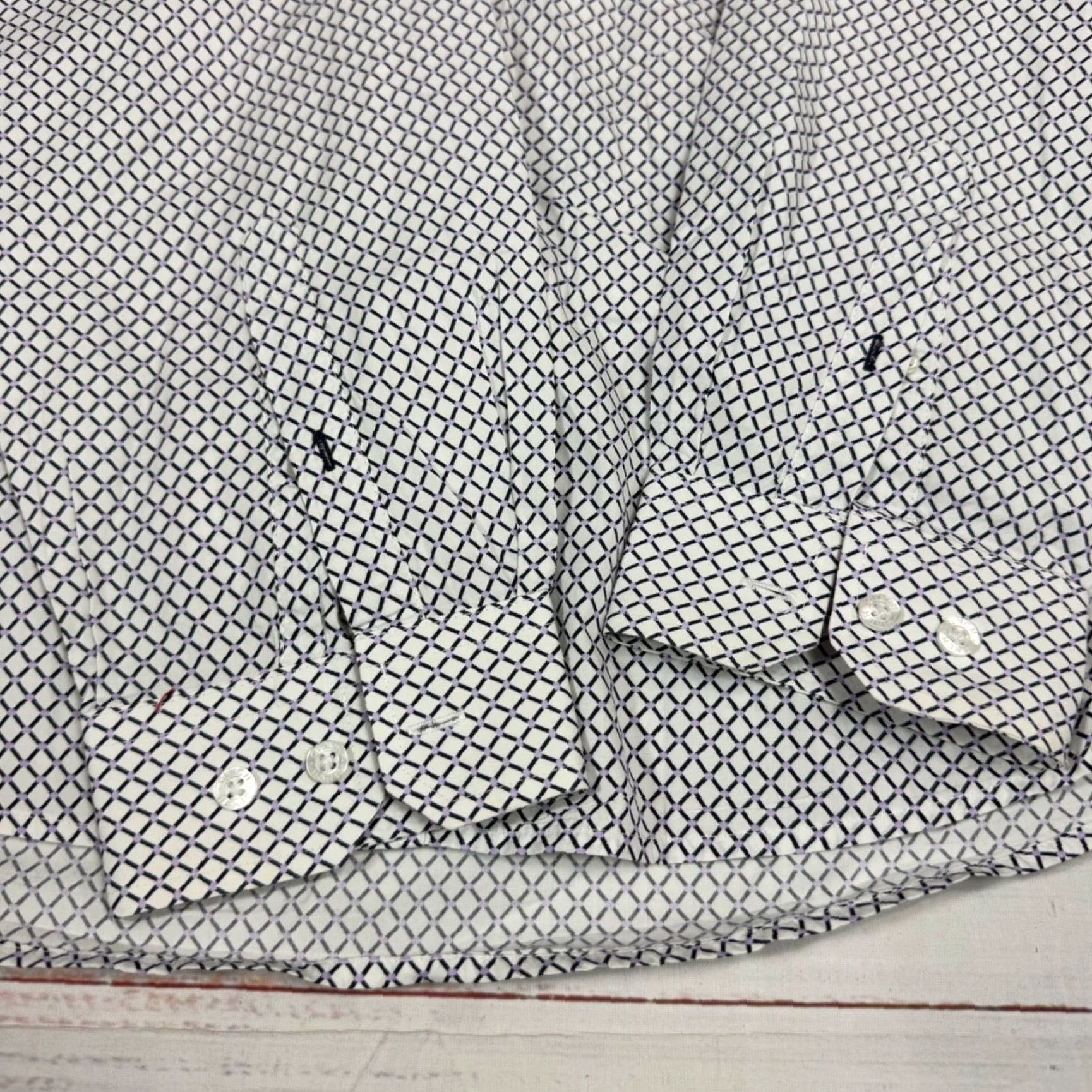Vintage Cinch Mens Western Shirt Sz L White Purple Dots Cotton Button-Up Long Sleeve Cardigan? (No, avoid added info). Size US L / EU 52-54 / 3 - 5 Thumbnail