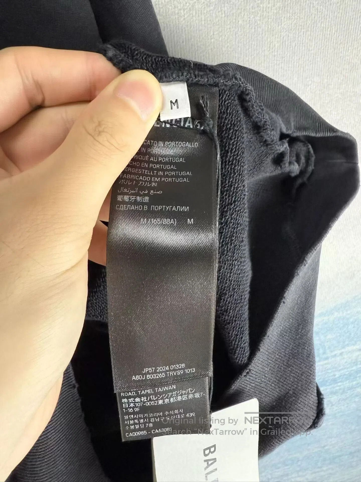 Balenciaga balenciaga black distressed logo hoodie oversized. Size US M / EU 48-50 / 2 - 4 Thumbnail