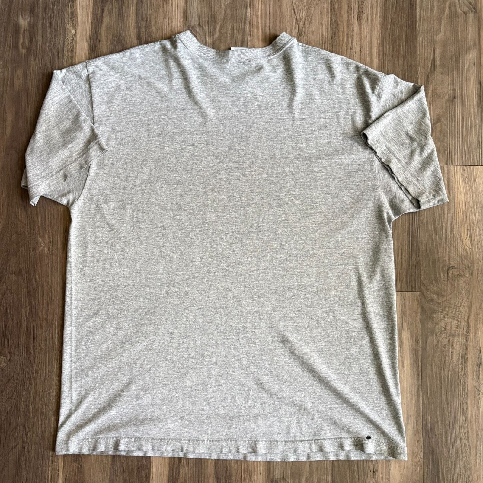 Old Navy × Vintage Vintage Old Navy T-Shirt Men's Size L Distressed Thrashed Size US L / EU 52-54 / 3 - 7 Thumbnail