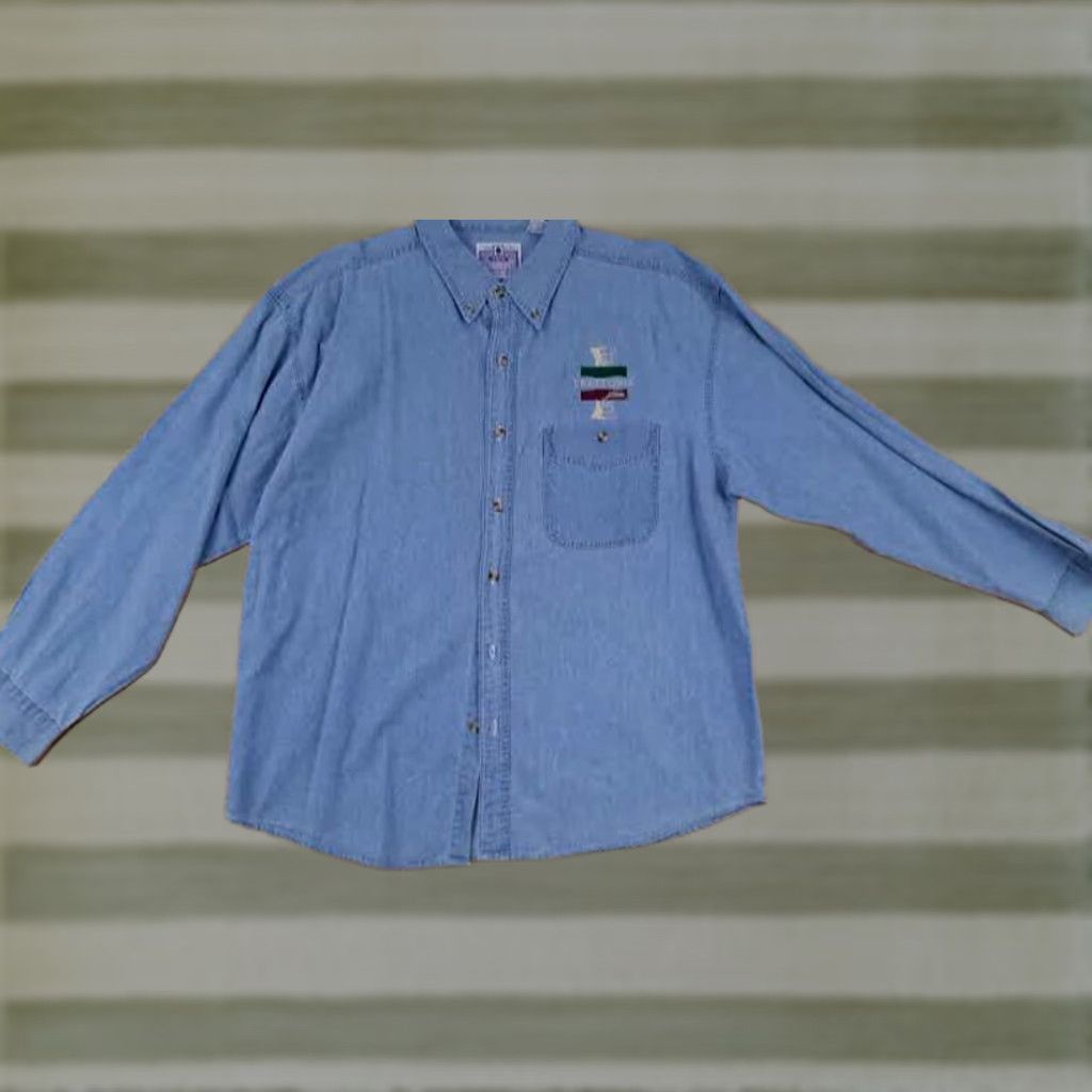 X-LARGE VINTAGE Blue Pointe Shirt XL Long Sleeve Button-Up Blue Italian 30in 25in pit to pit Mens X-Large EUC Size US XL / EU 56 / 4 - 1 Thumbnail