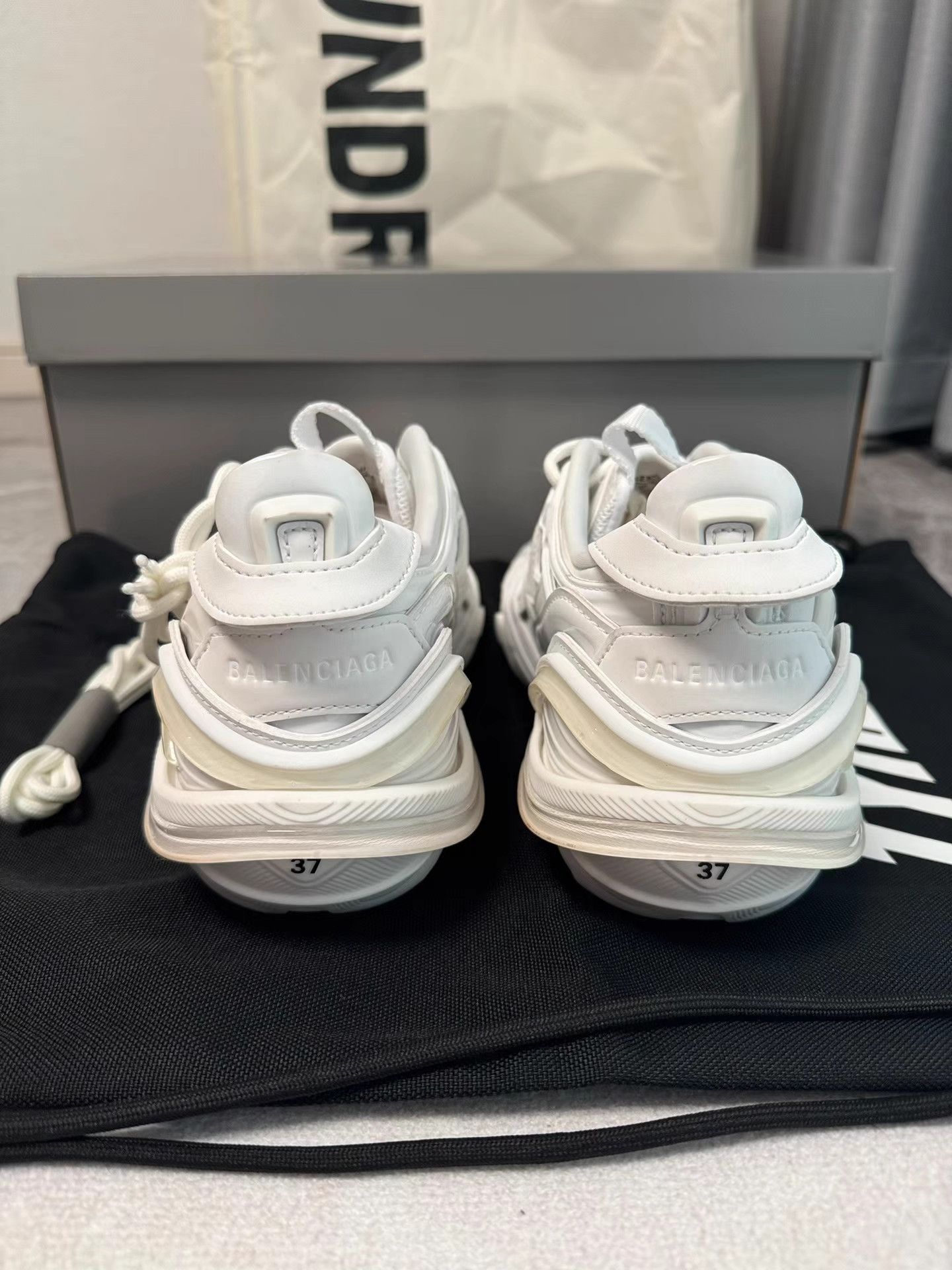 Balenciaga Balenciaga Tyrex Sneakers K6 Size US 7 / IT 37 - 4 Thumbnail