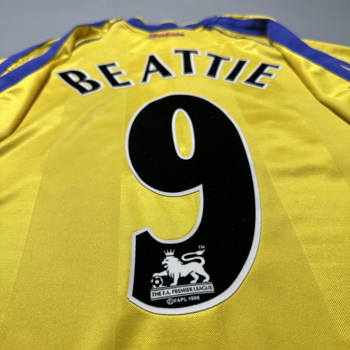 Vintage SOUTHAMPTON 2003/2004 FOOTBALL SOCCER AWAY JERSEY #9 BEATTIE Size US M / EU 48-50 / 2 - 15 Thumbnail