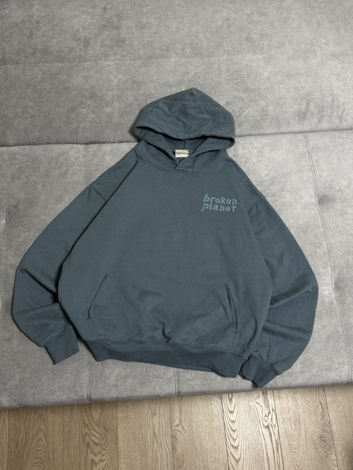 Broken Planet Rare Broken Planet Kyanite box fit oversized hoodie size XL Size US XL / EU 56 / 4 - 2 Thumbnail