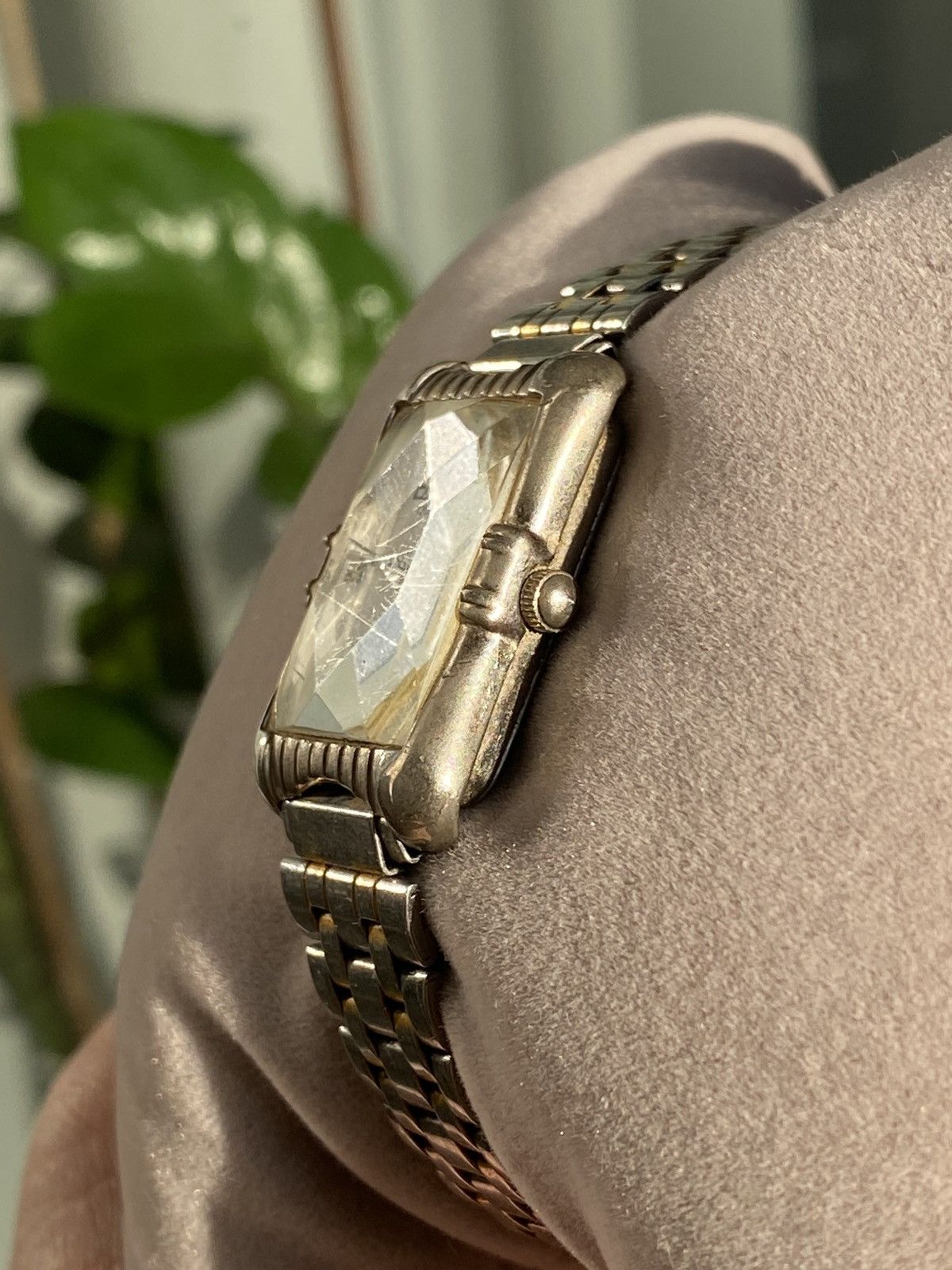Japanese Brand Omax⚡️Rare Spyder Mirror WATCH, Rare bracelet Size ONE SIZE - 3 Thumbnail