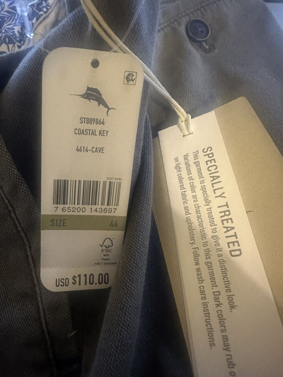Tommy Bahama New coastal key MENS SIZE 44 TOMMY BAHAMA GRAY CASUAL SHORTS Size US 44 / EU 60 - 2 Thumbnail