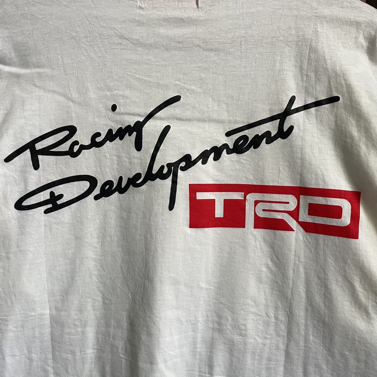 Vintage Vintage Toyota TRD Signature Logo Racing Tshirt Size US L / EU 52-54 / 3 - 3 Thumbnail