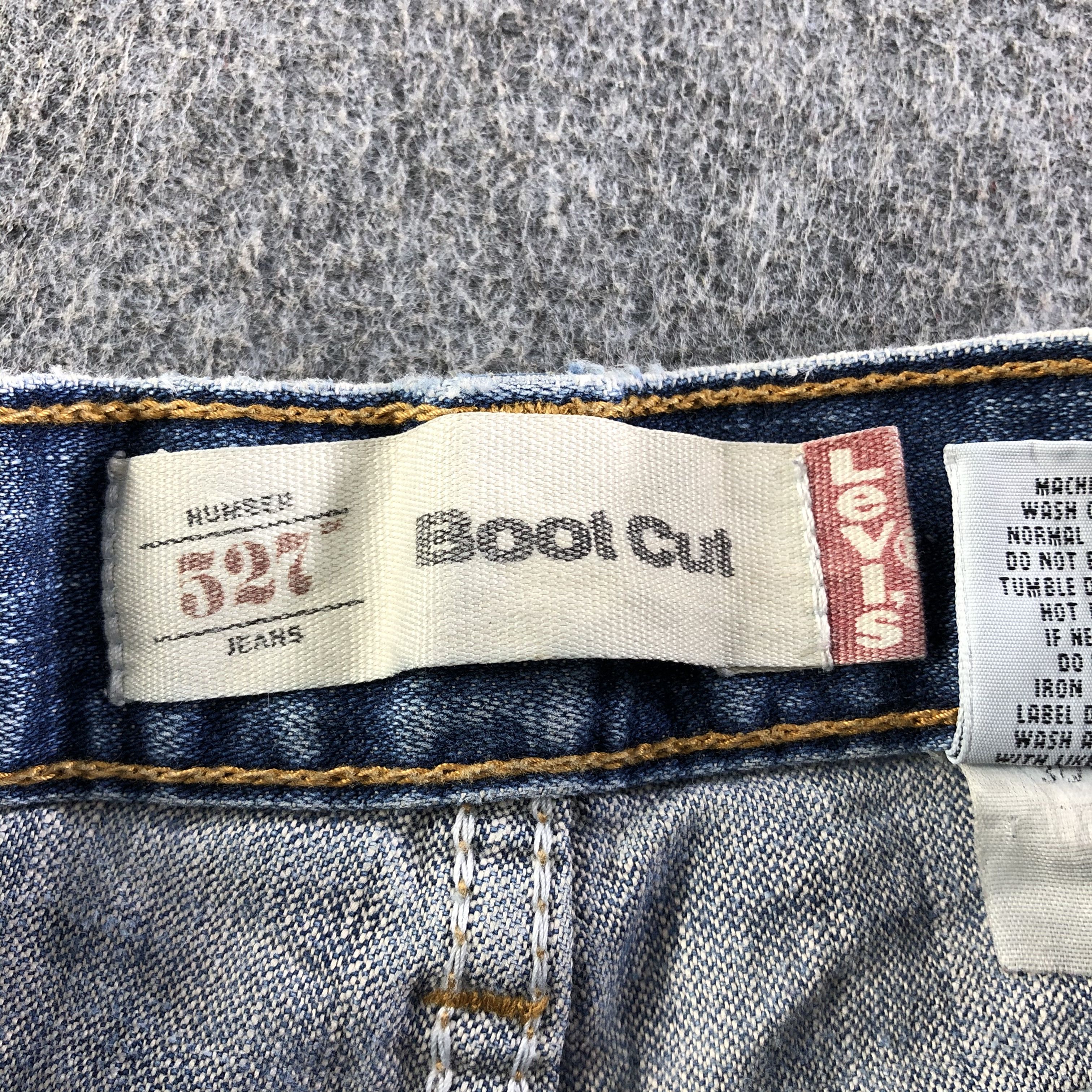 Levi's Vintage Blue Wash Levis 527 Jeans-J3714 Size US 30 / EU 46 - 12 Thumbnail