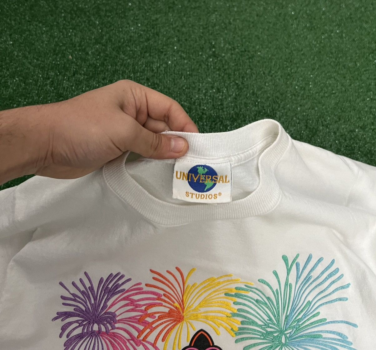 Universal Studios × Vintage Vintage Universal Studios tee Size US L / EU 52-54 / 3 - 4 Thumbnail